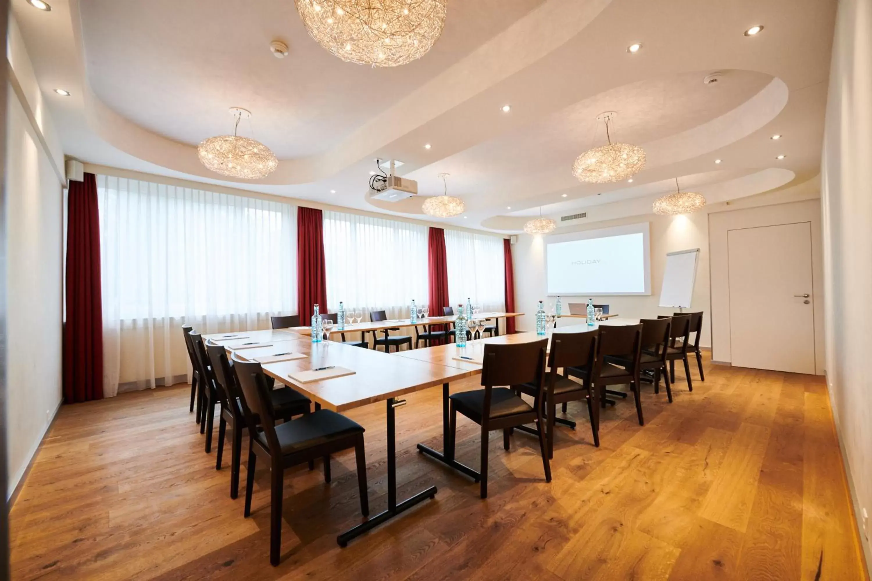 Meeting/conference room in Hotel Holiday Thun