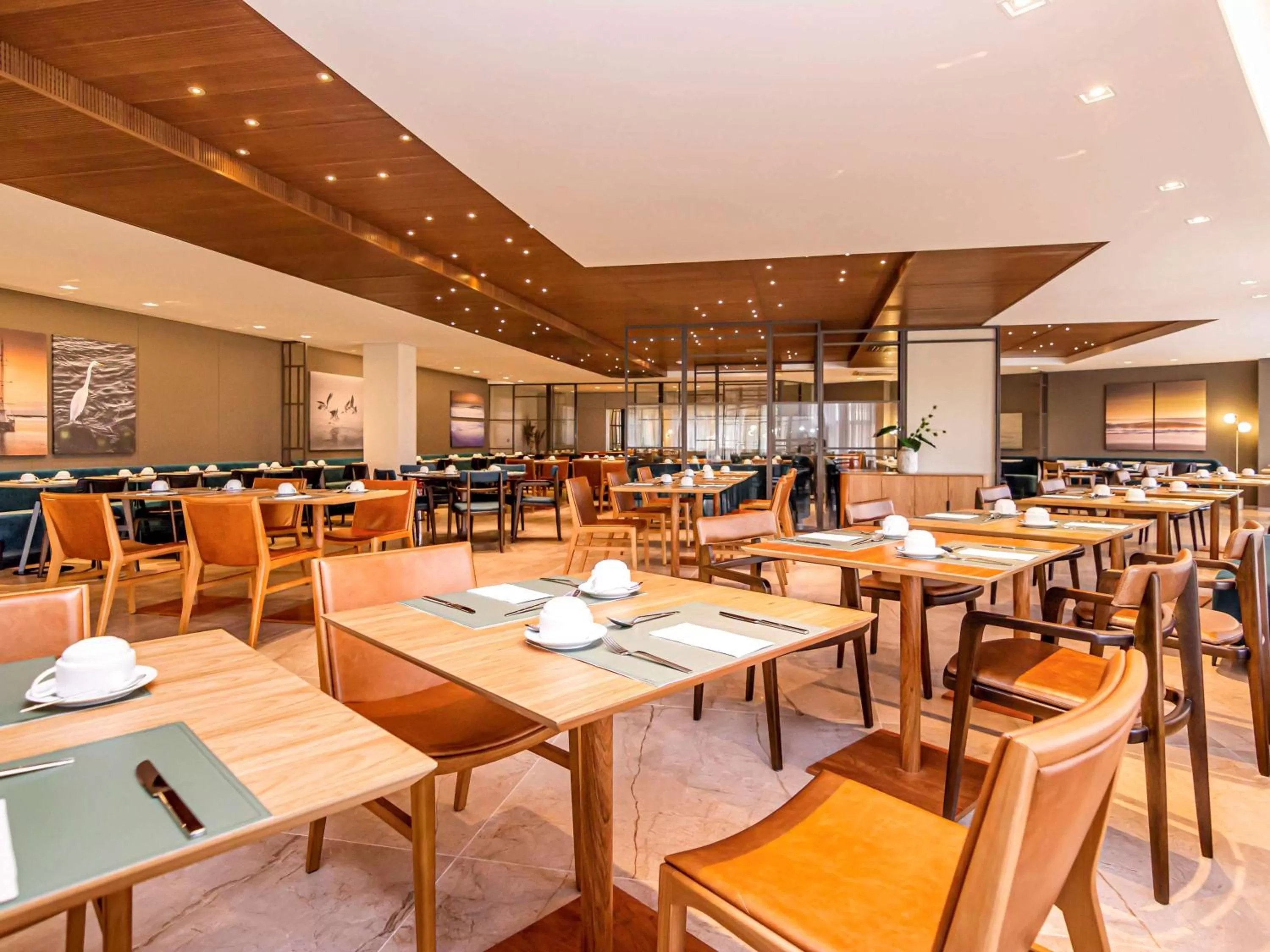 Restaurant/places to eat in Mercure Itajai Navegantes