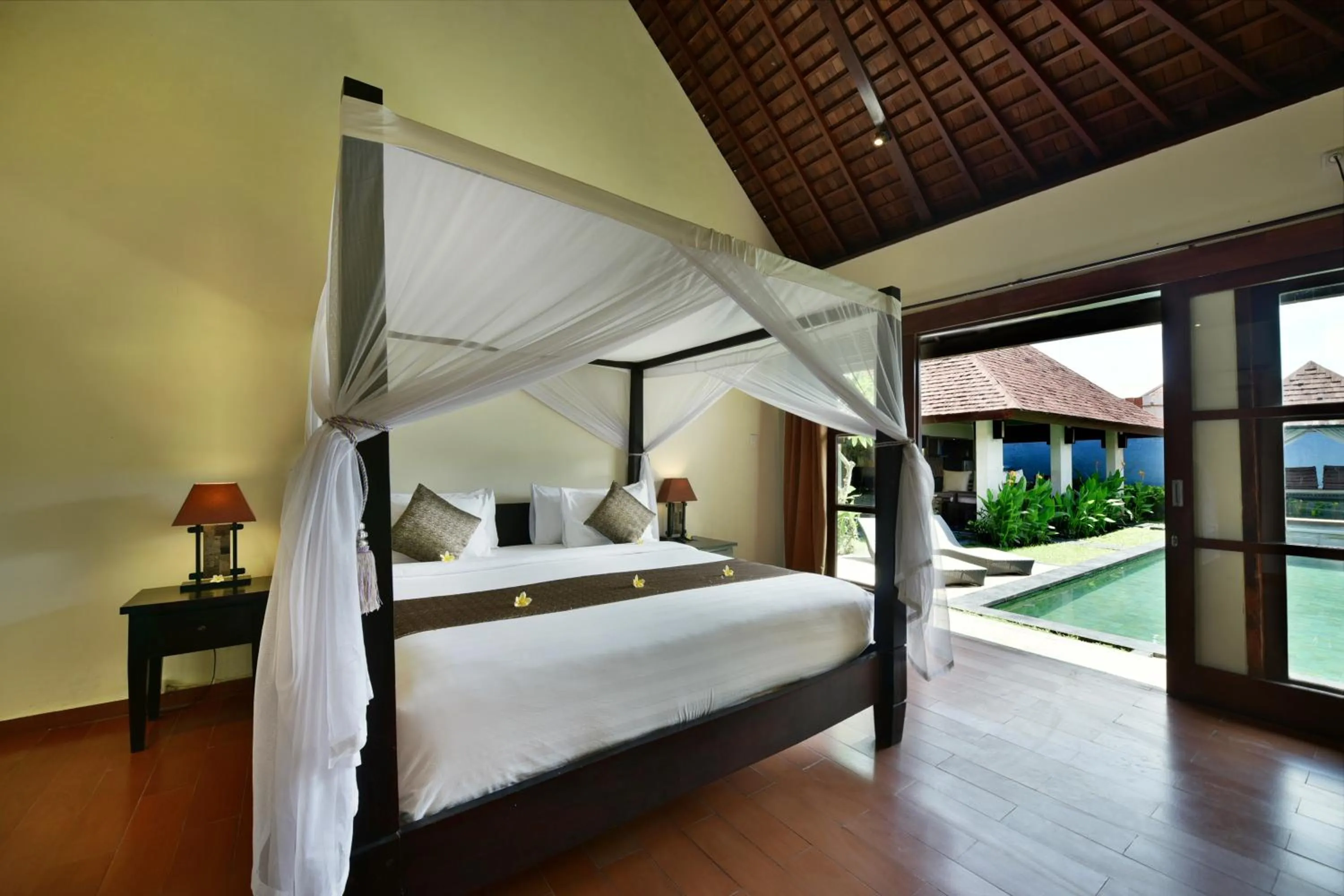 Bed in The Khayangan Dreams Villa Umalas
