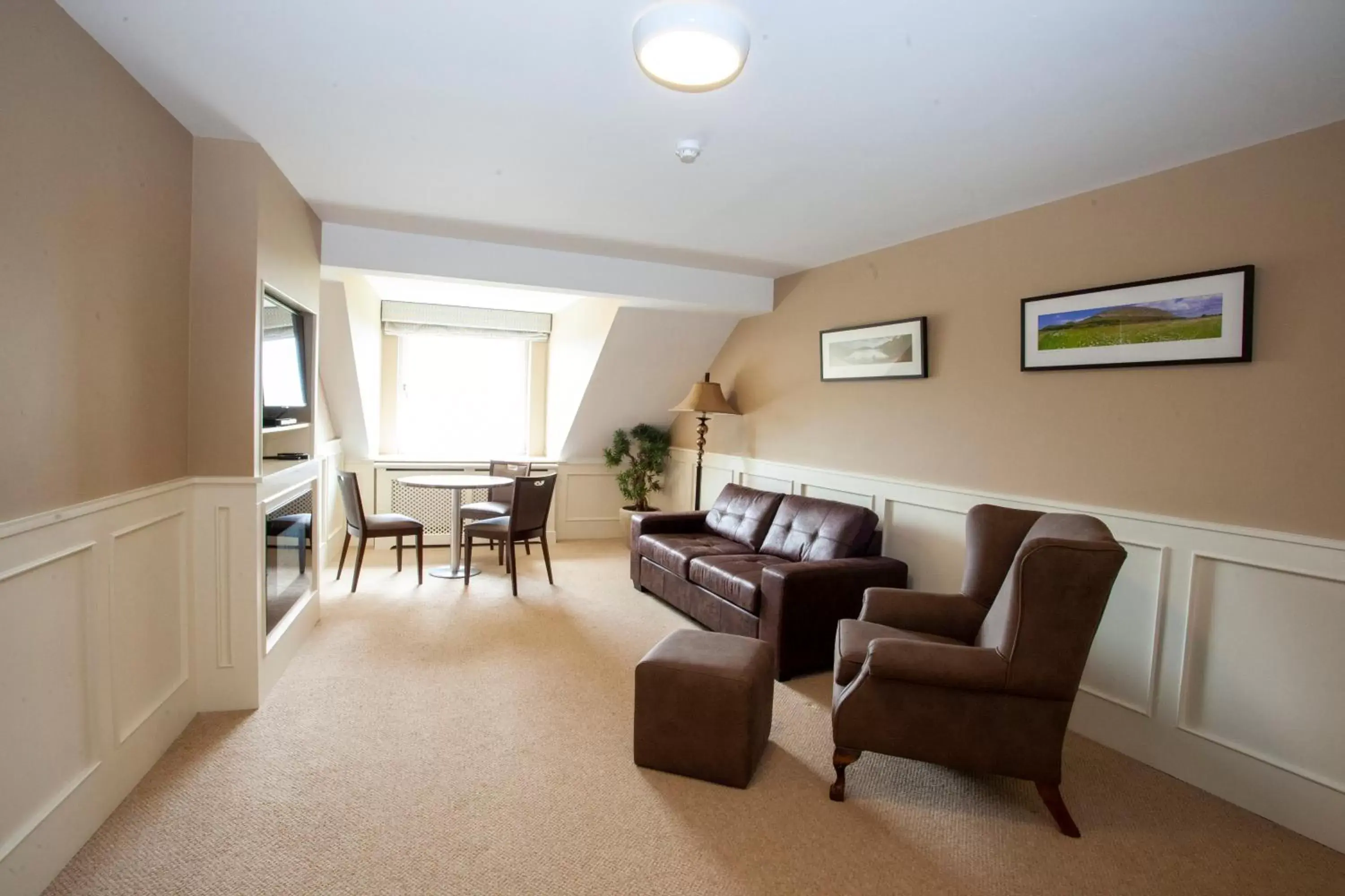 Seating Area in Strandhill Lodge and Suites