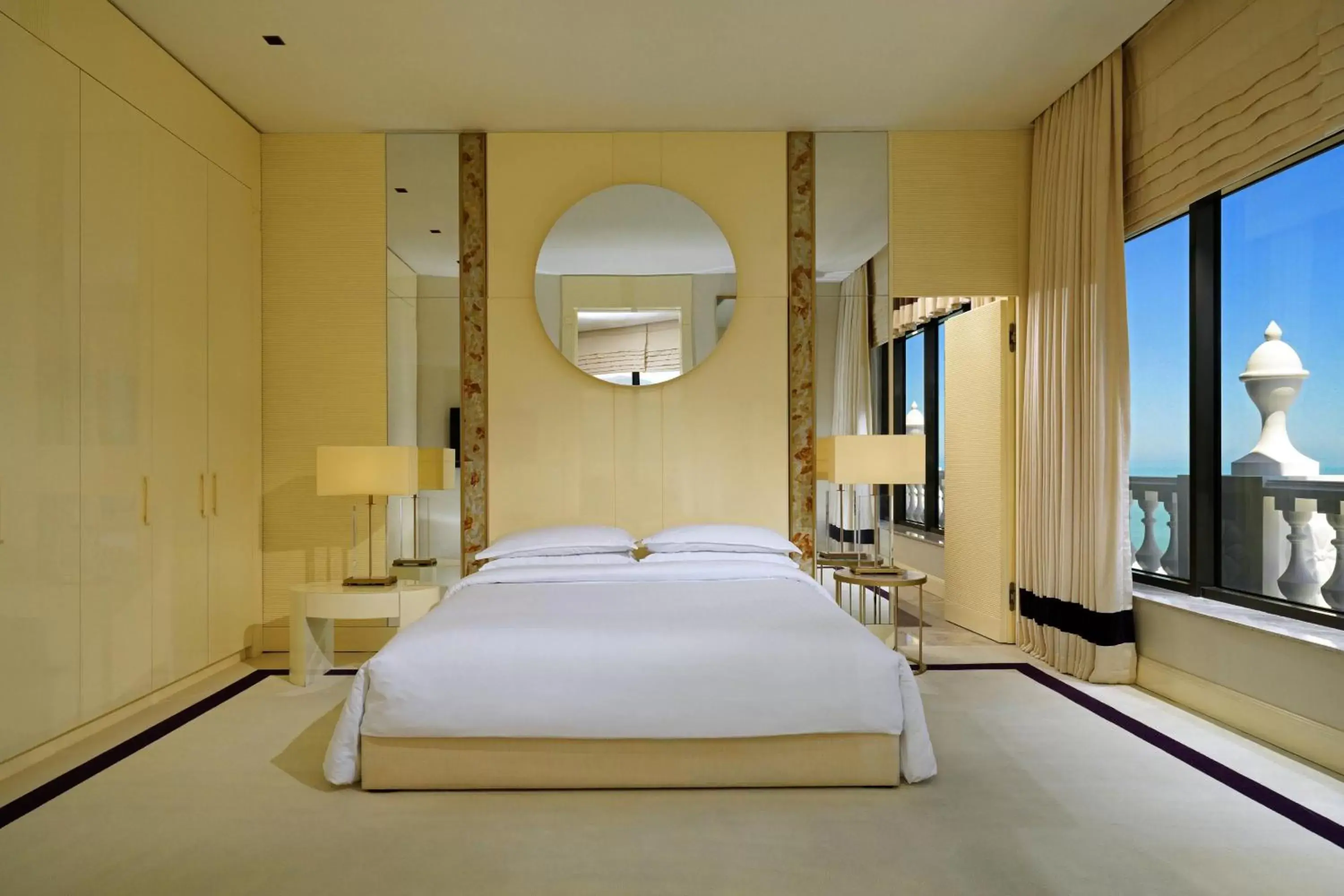 Bedroom, Bed in Sheraton Batumi Hotel
