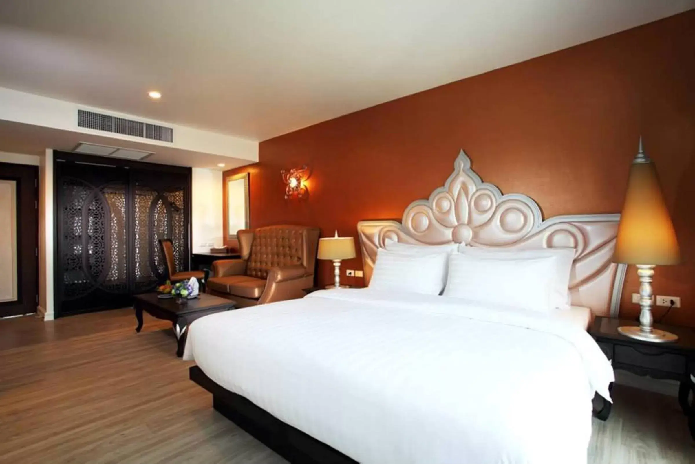 Photo of the whole room, Bed in Chillax Resort - SHA Extra Plus