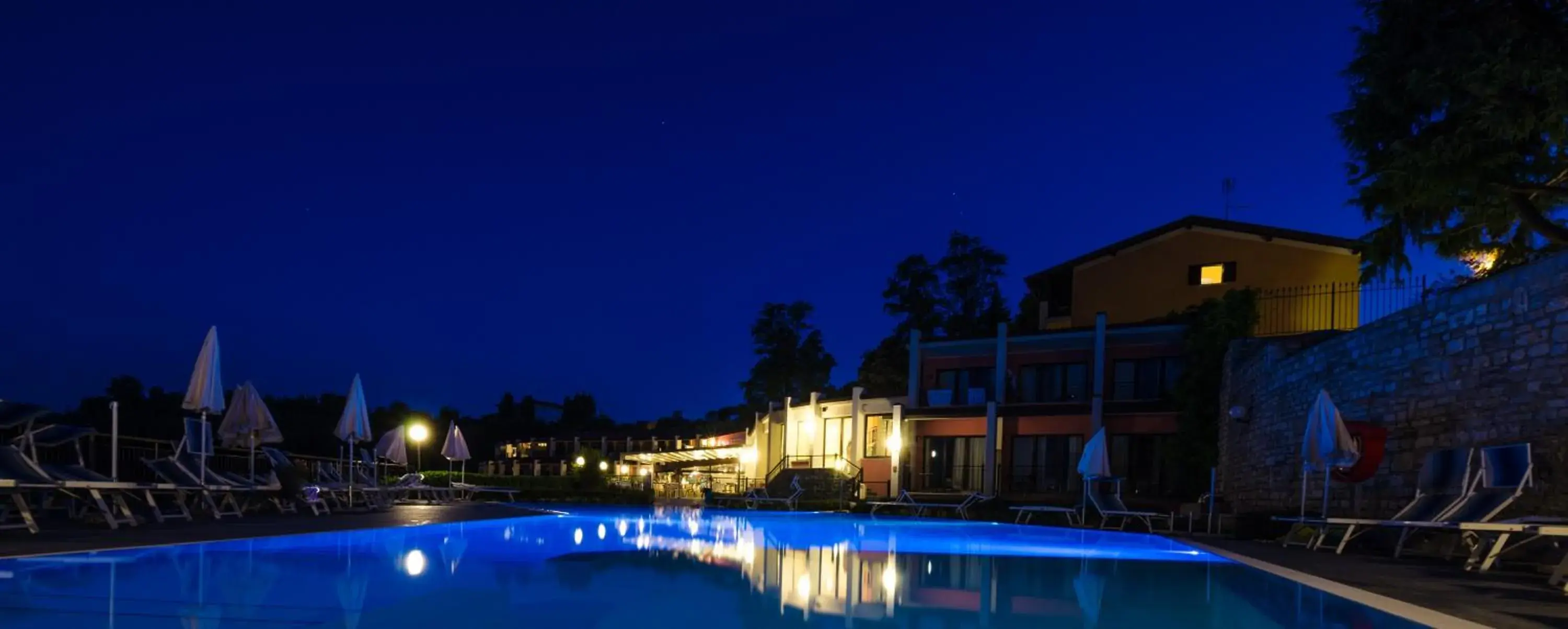 Swimming Pool in Hotel Belvedere