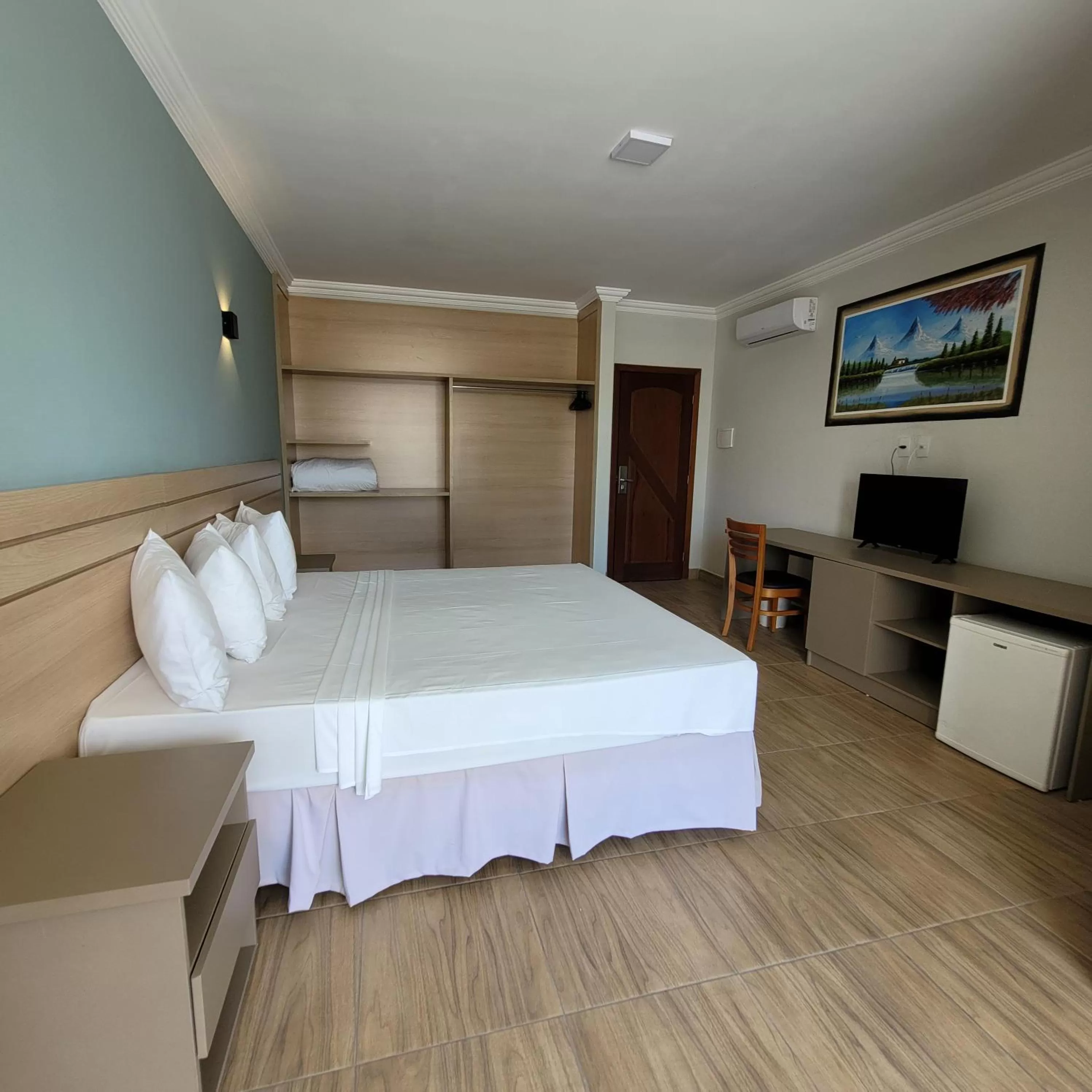 Bedroom, Bed in Porto Mar Hotel