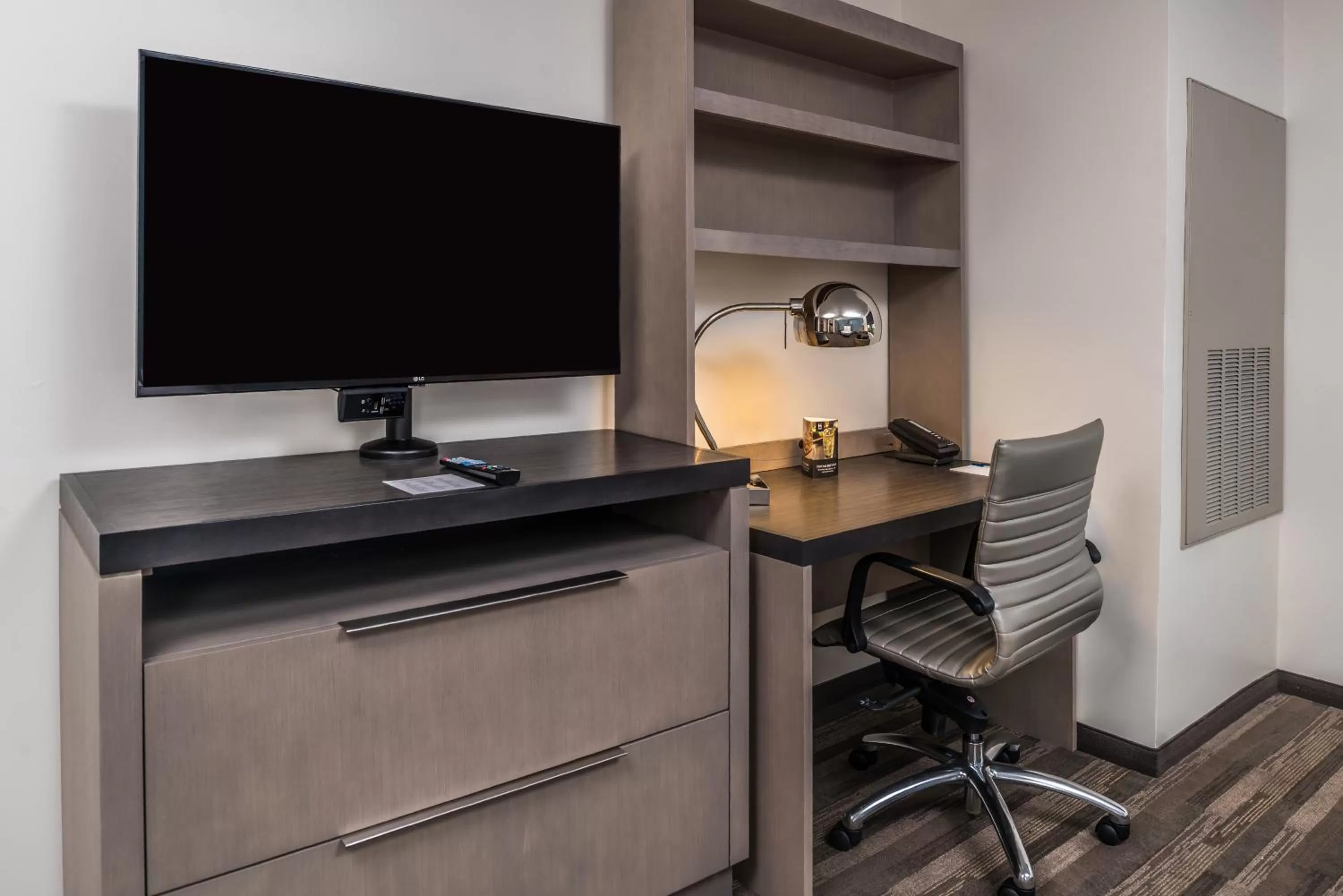 TV and multimedia in Hyatt House Raleigh/Rdu/Brier Creek