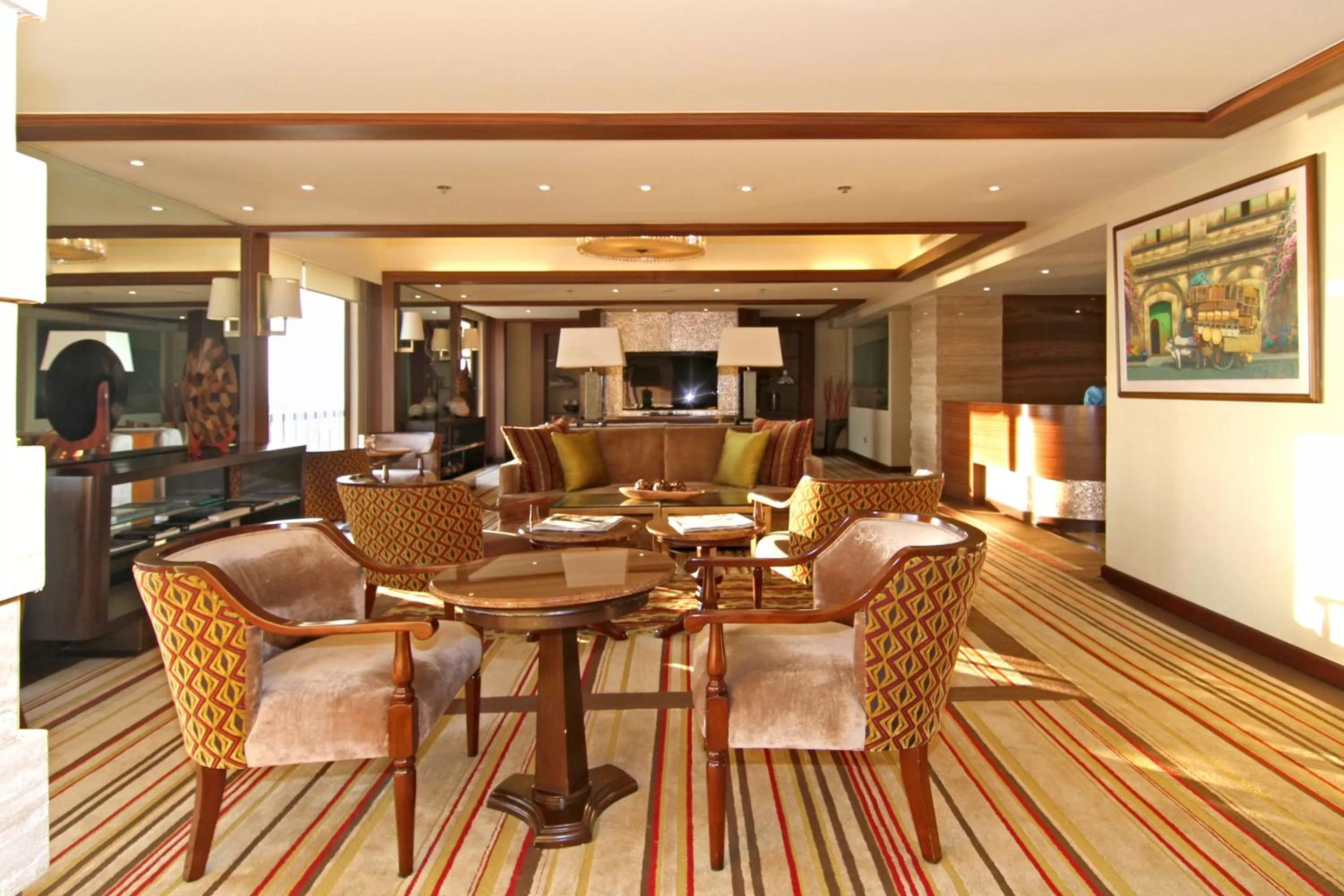 Lounge or bar in The Manila Hotel