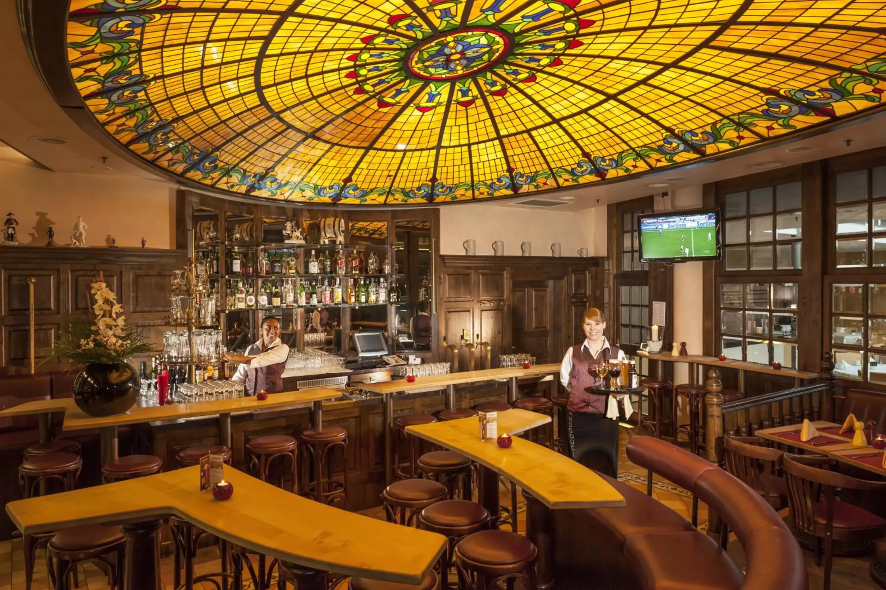 Lounge or bar in Dorint Hotel Potsdam Lounge or bar in Dorint Hotel Potsdam