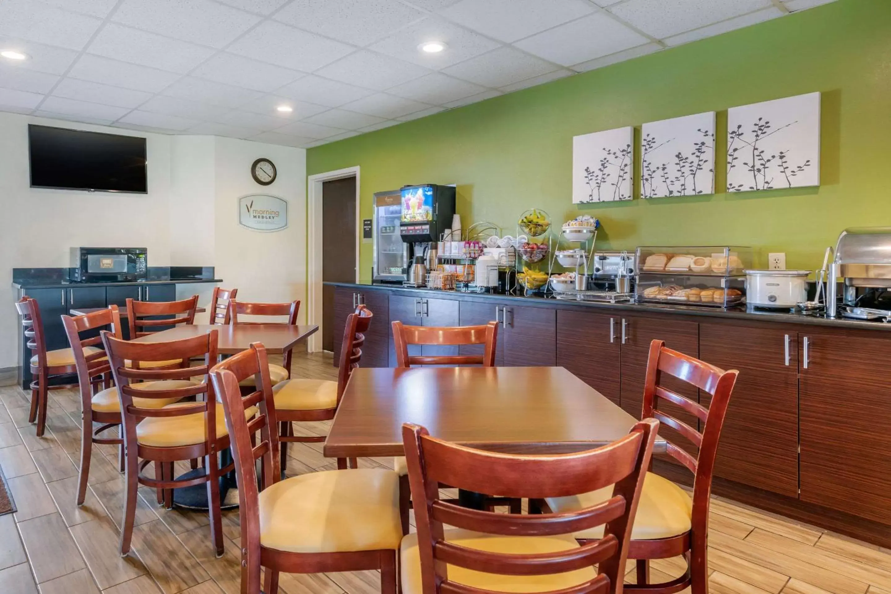 Restaurant/Places to Eat in Sleep Inn Wesley Chapel - Tampa North