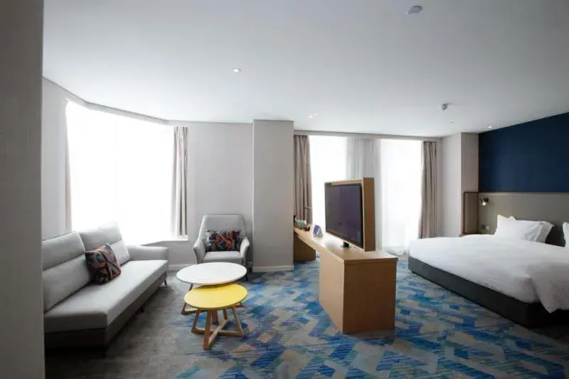 Photo of the whole room in Holiday Inn Express Linyi West, an IHG Hotel