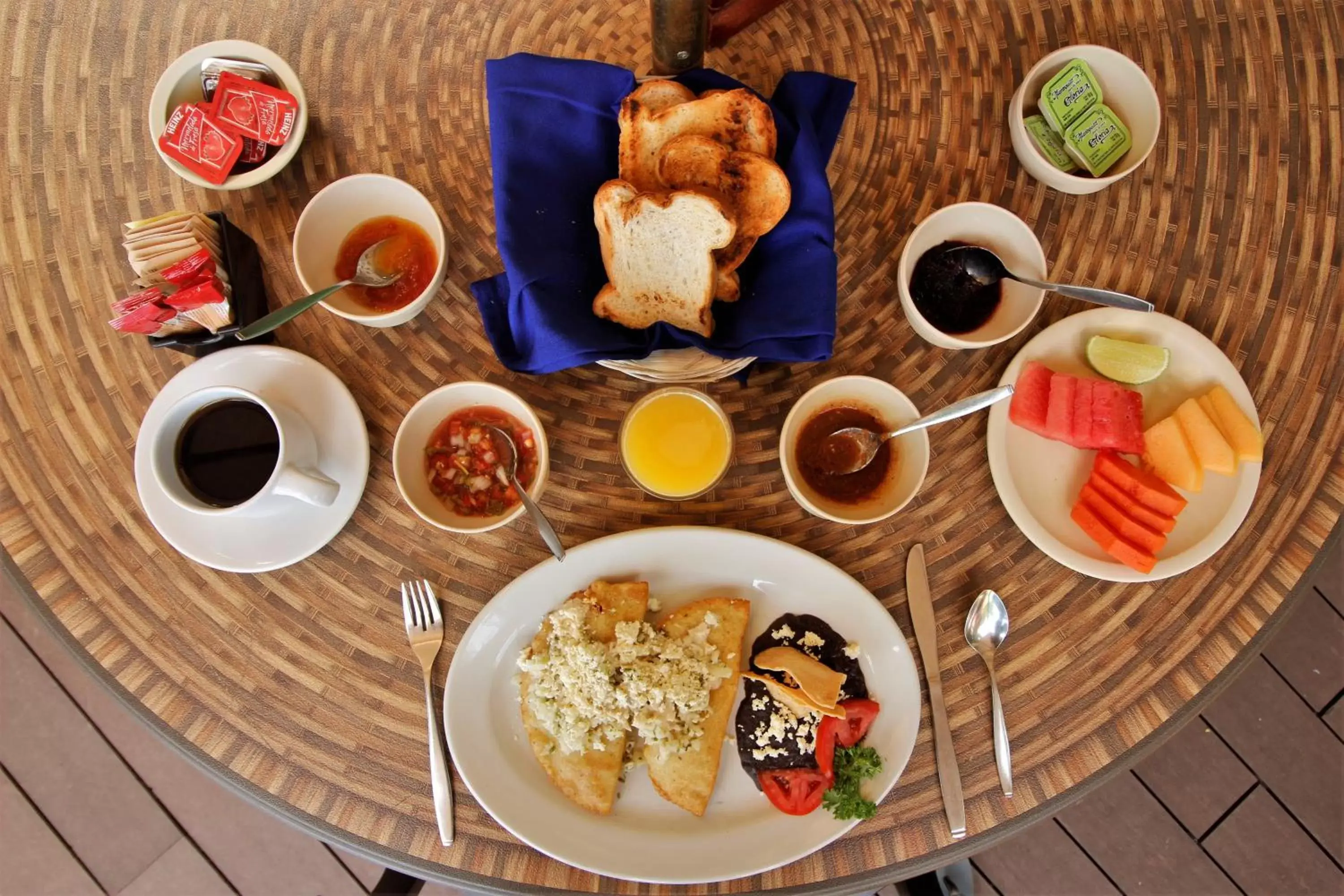 Breakfast in Hotel Maya Tulipanes Palenque