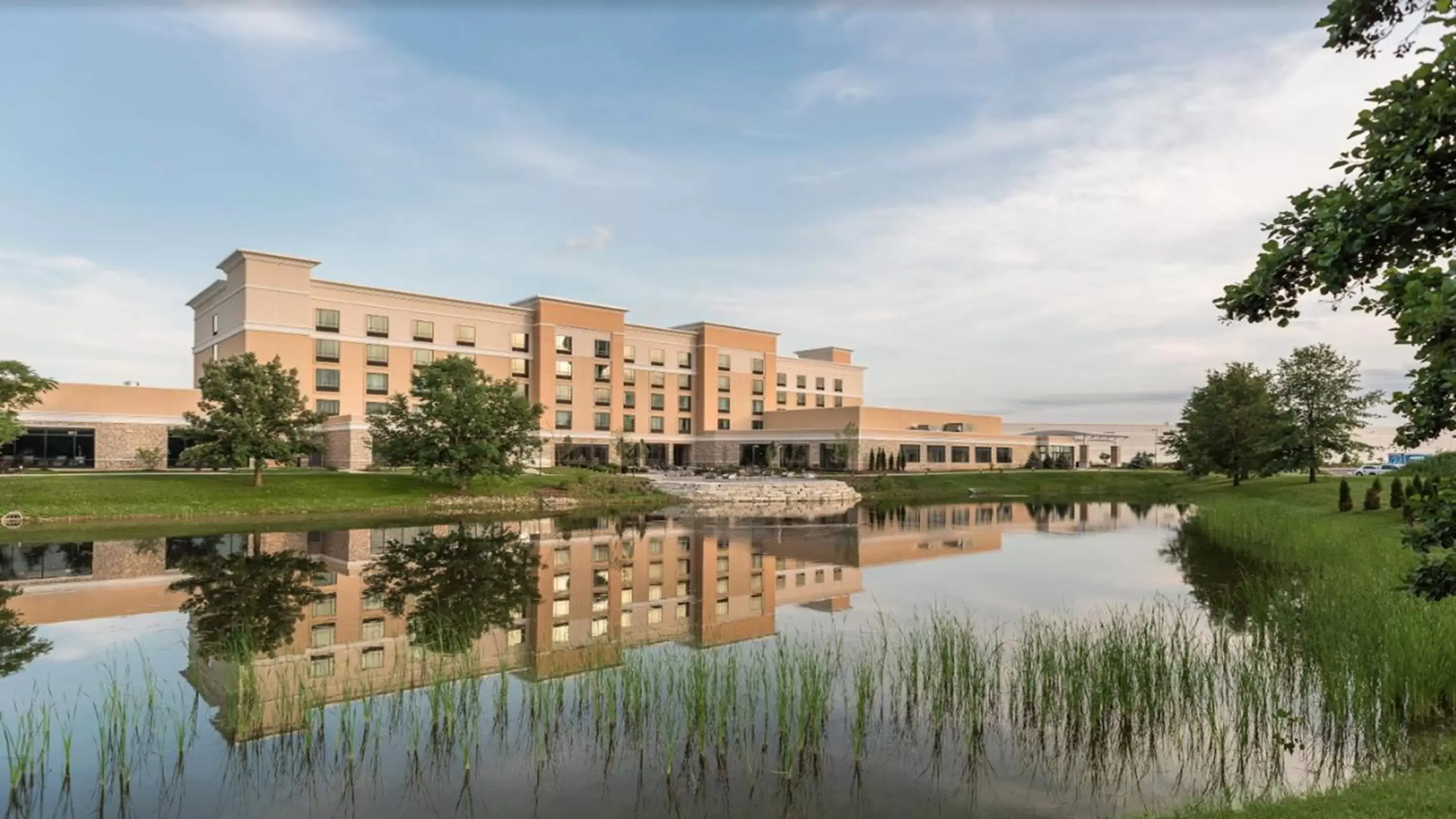 Property Building in Holiday Inn Hotel & Suites - Joliet Southwest, an IHG Hotel