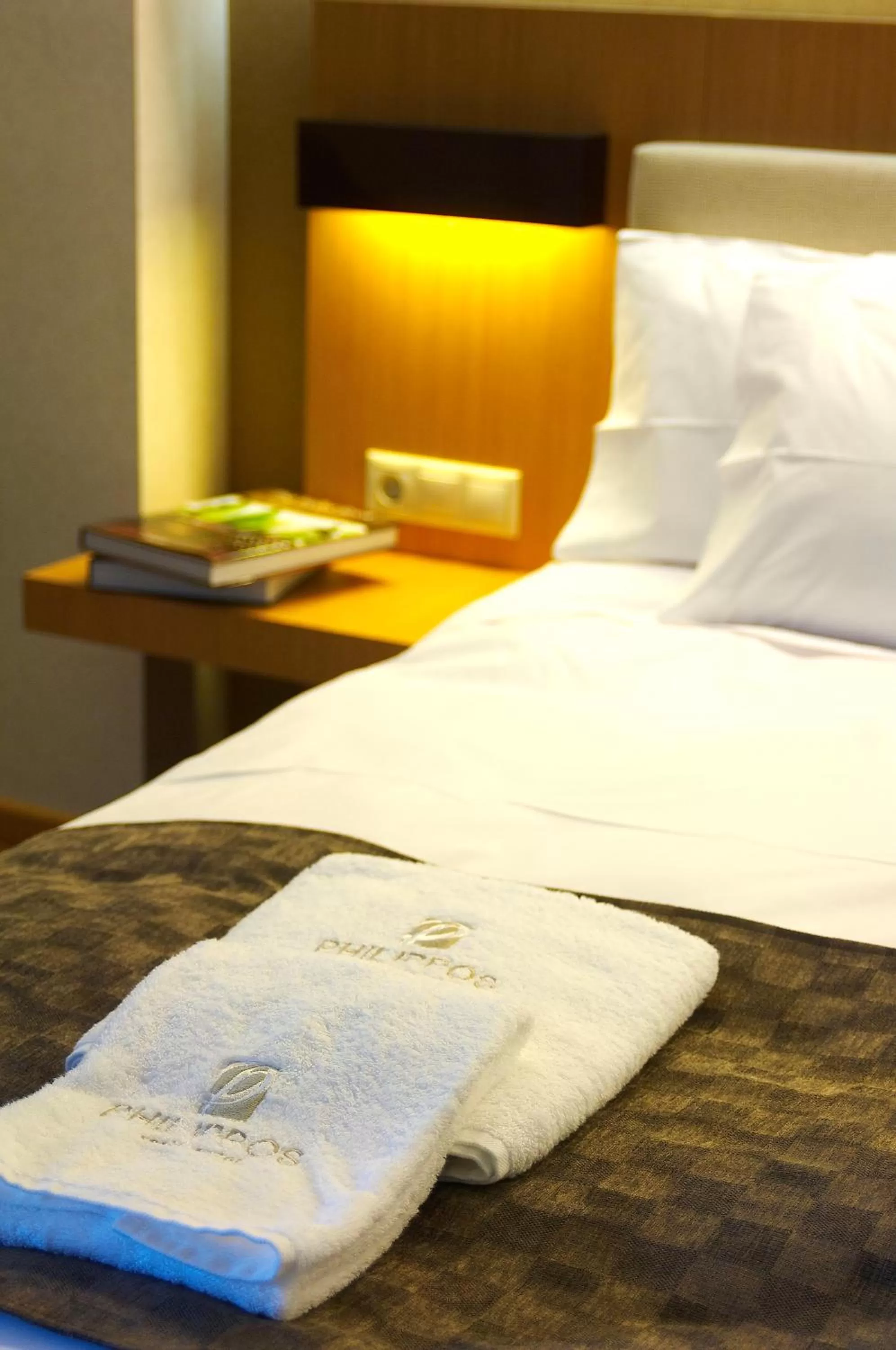 Bed in Philippos Xenia Hotel