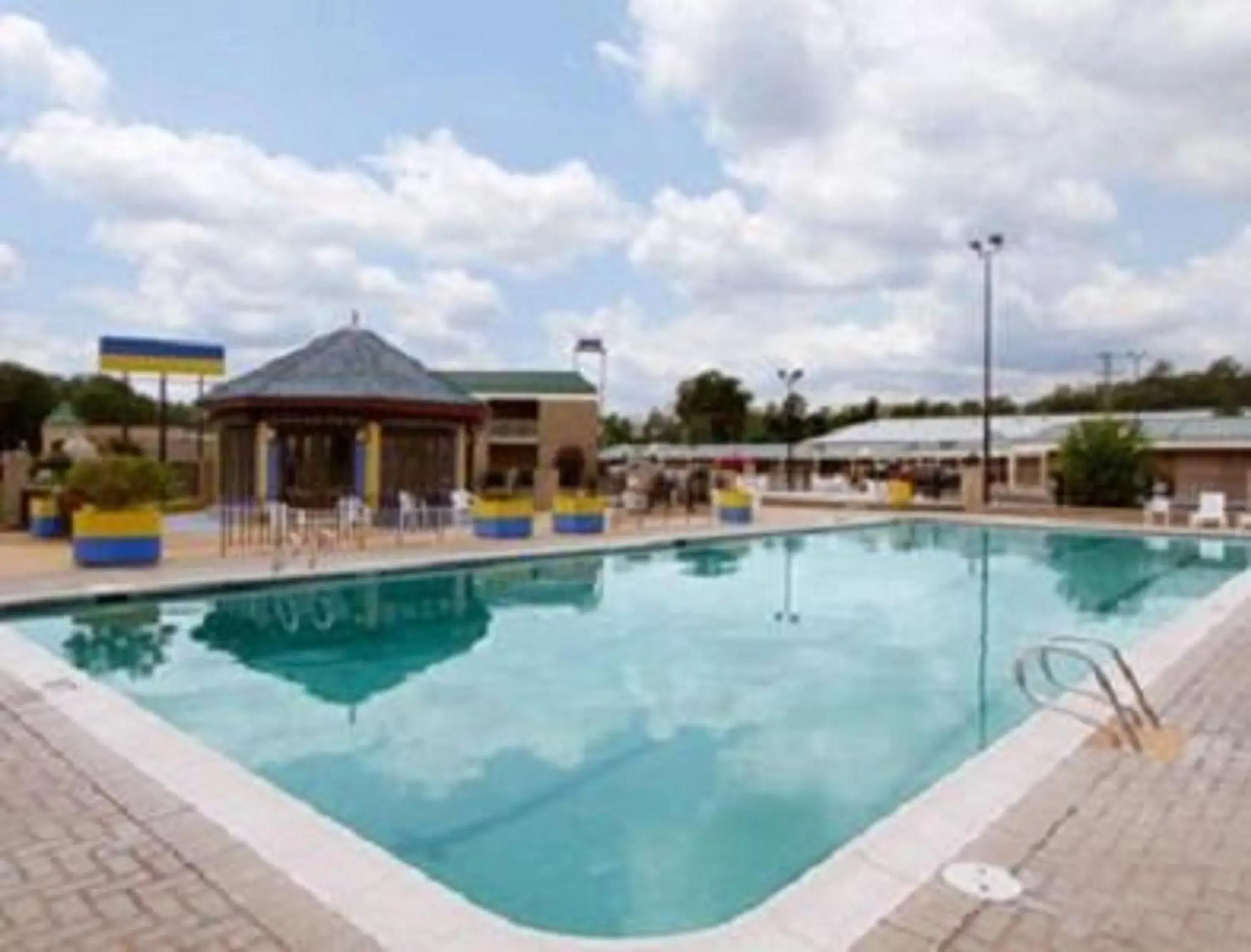 Swimming pool in Travelodge by Wyndham Petersburg Swimming pool in Travelodge by Wyndham Petersburg