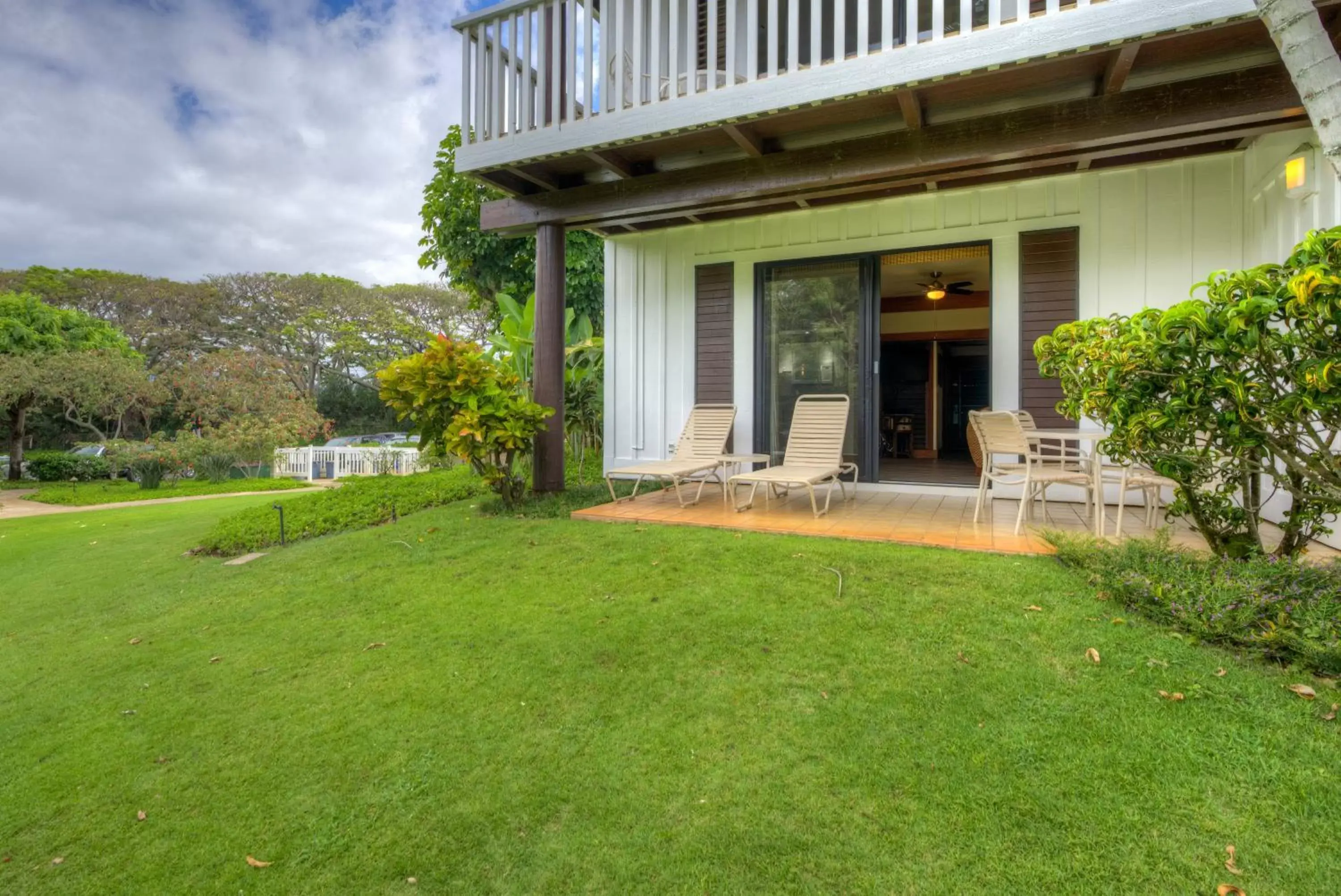 Garden in Castle Kiahuna Plantation & The Beach Bungalows