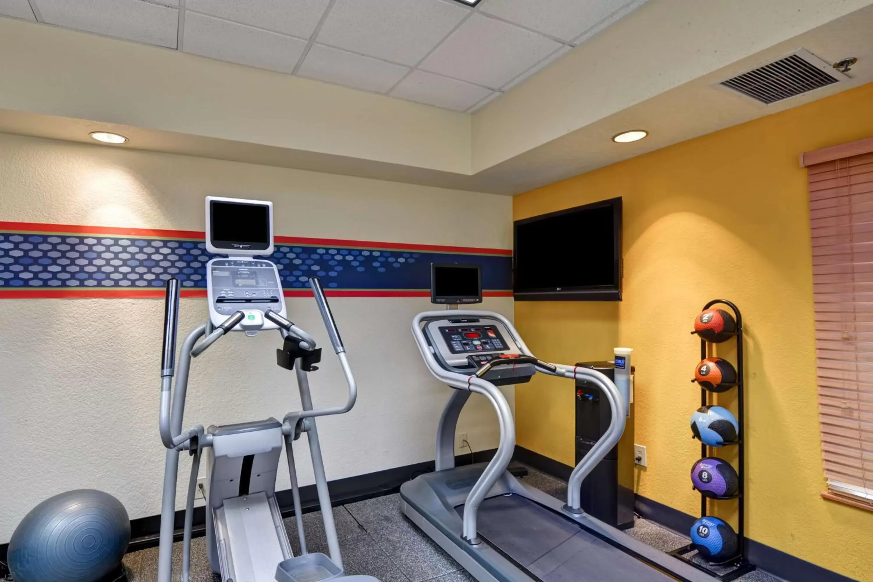 Fitness centre/facilities, Fitness Center/Facilities in Hampton Inn Jacksonville - I-95 Central