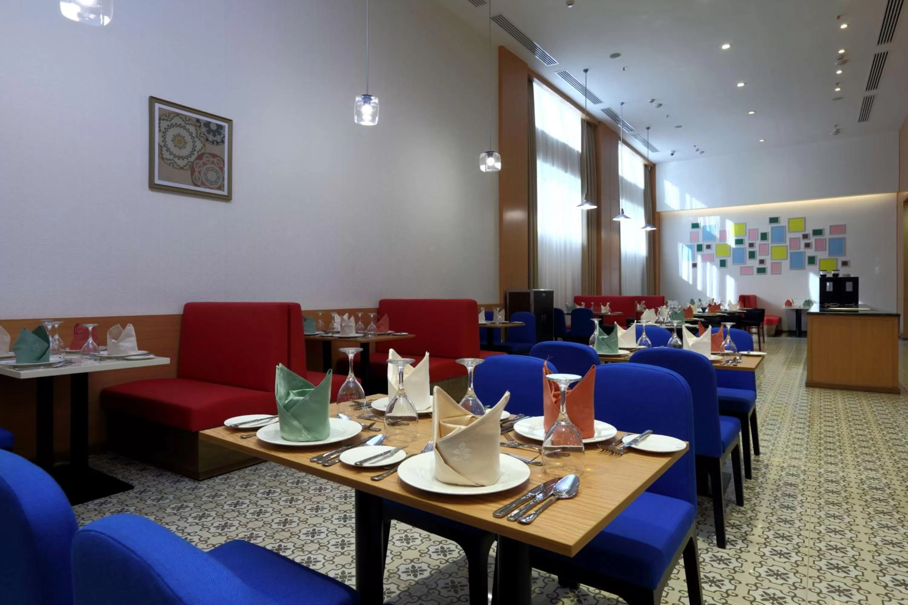 Restaurant/places to eat in Park Inn by Radisson Najran