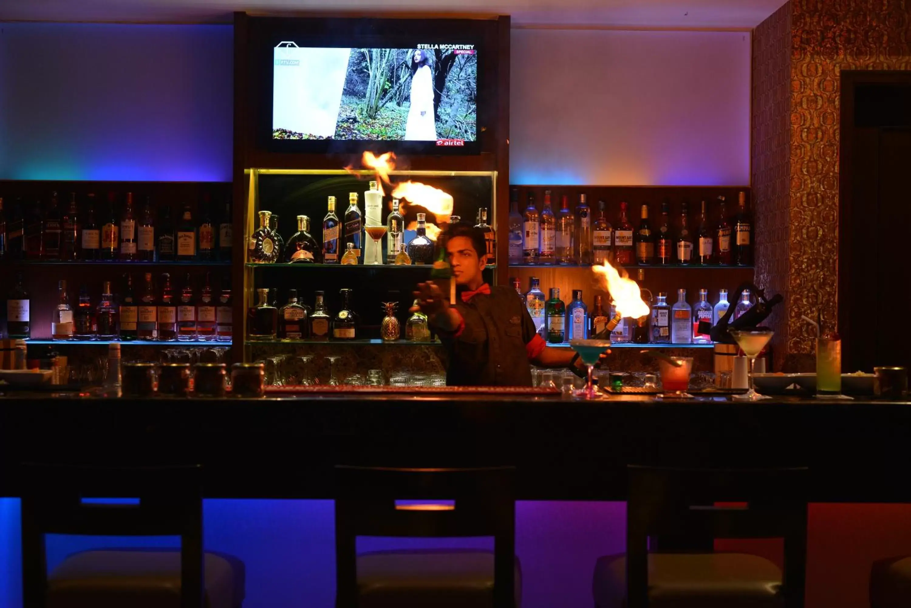 Alcoholic drinks, Lounge/Bar in Ramada Plaza Chennai