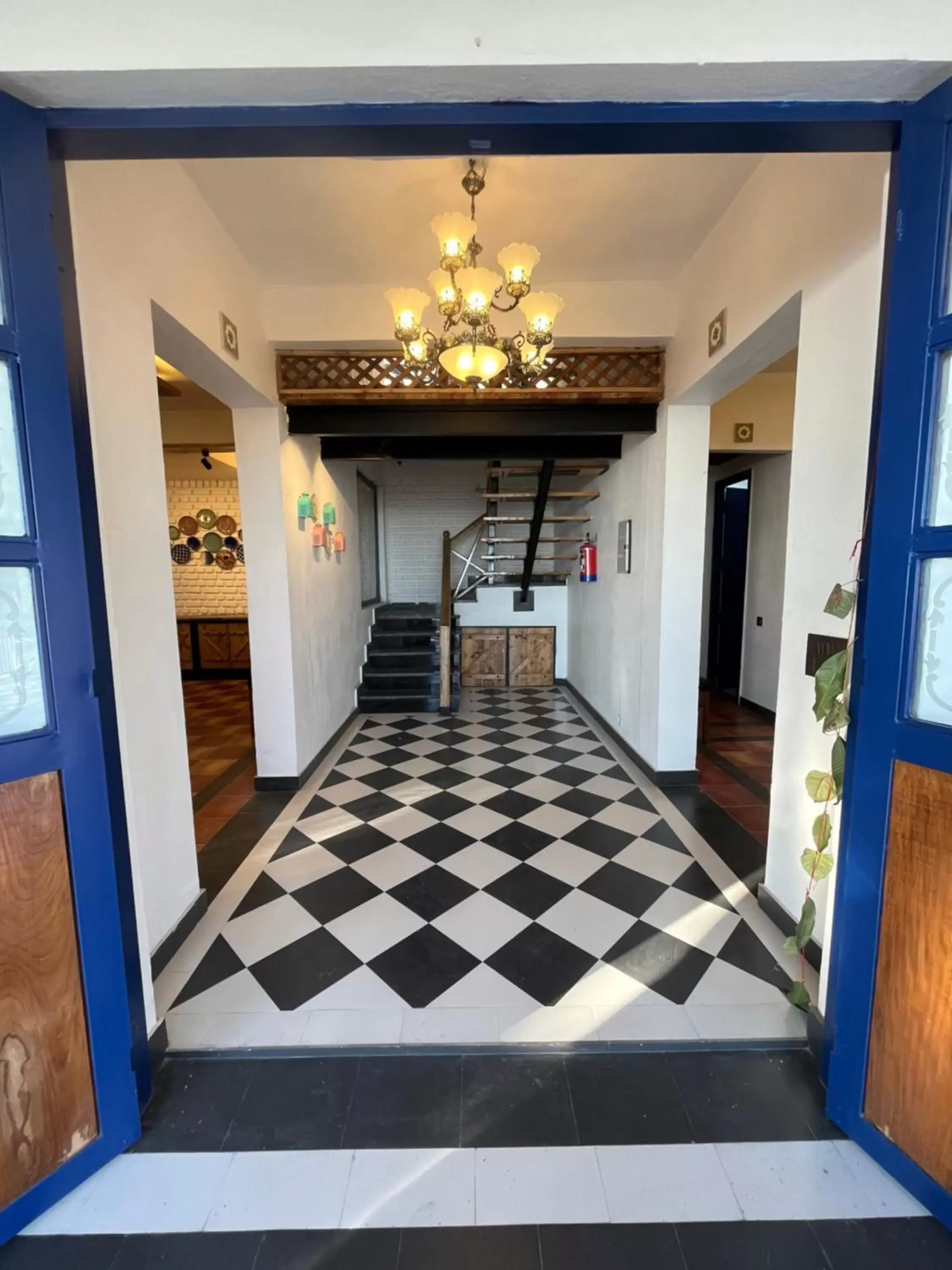 Facade/entrance in The Lanswood Estate Facade/entrance in The Lanswood Estate