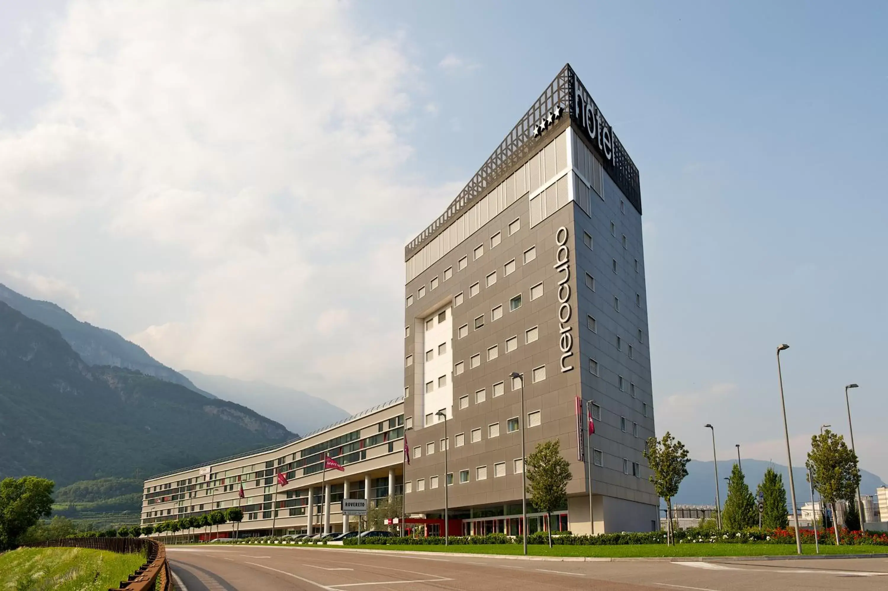 Facade/entrance, Property Building in Mercure Nerocubo Rovereto