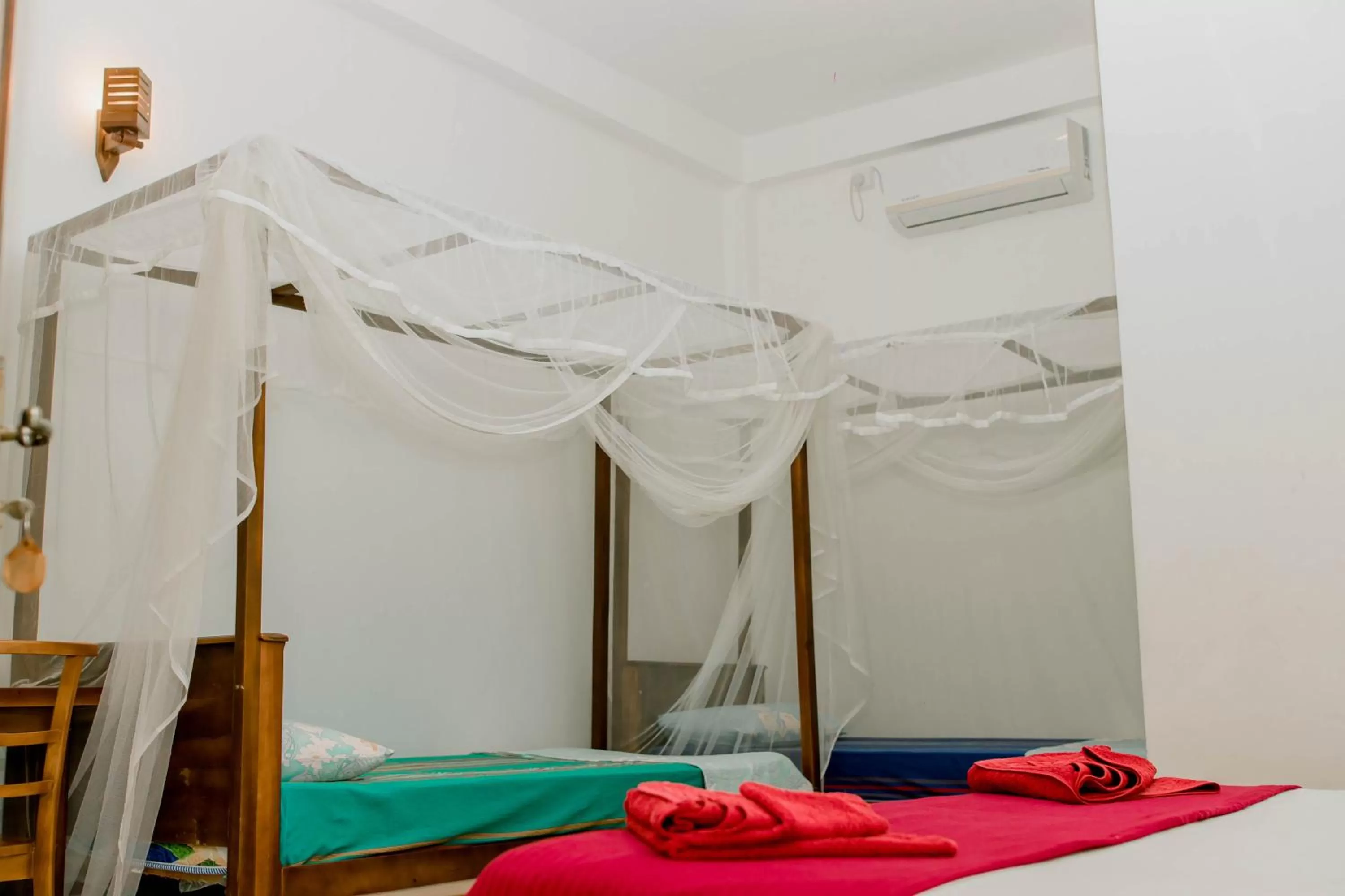 Bed in Shan Star Weligama