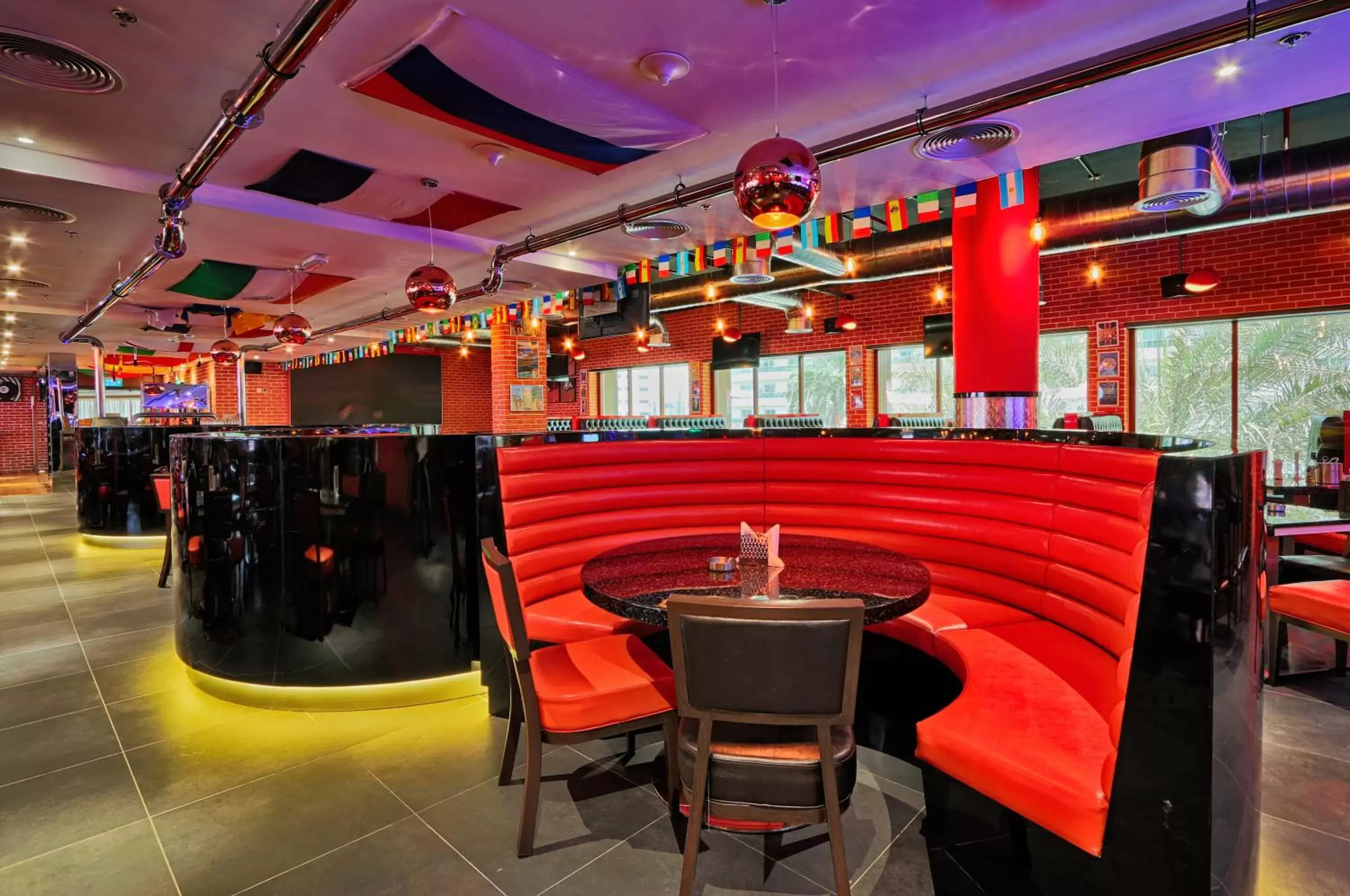 Lounge or bar in Dubai Grand Hotel by Fortune, Dubai Airport