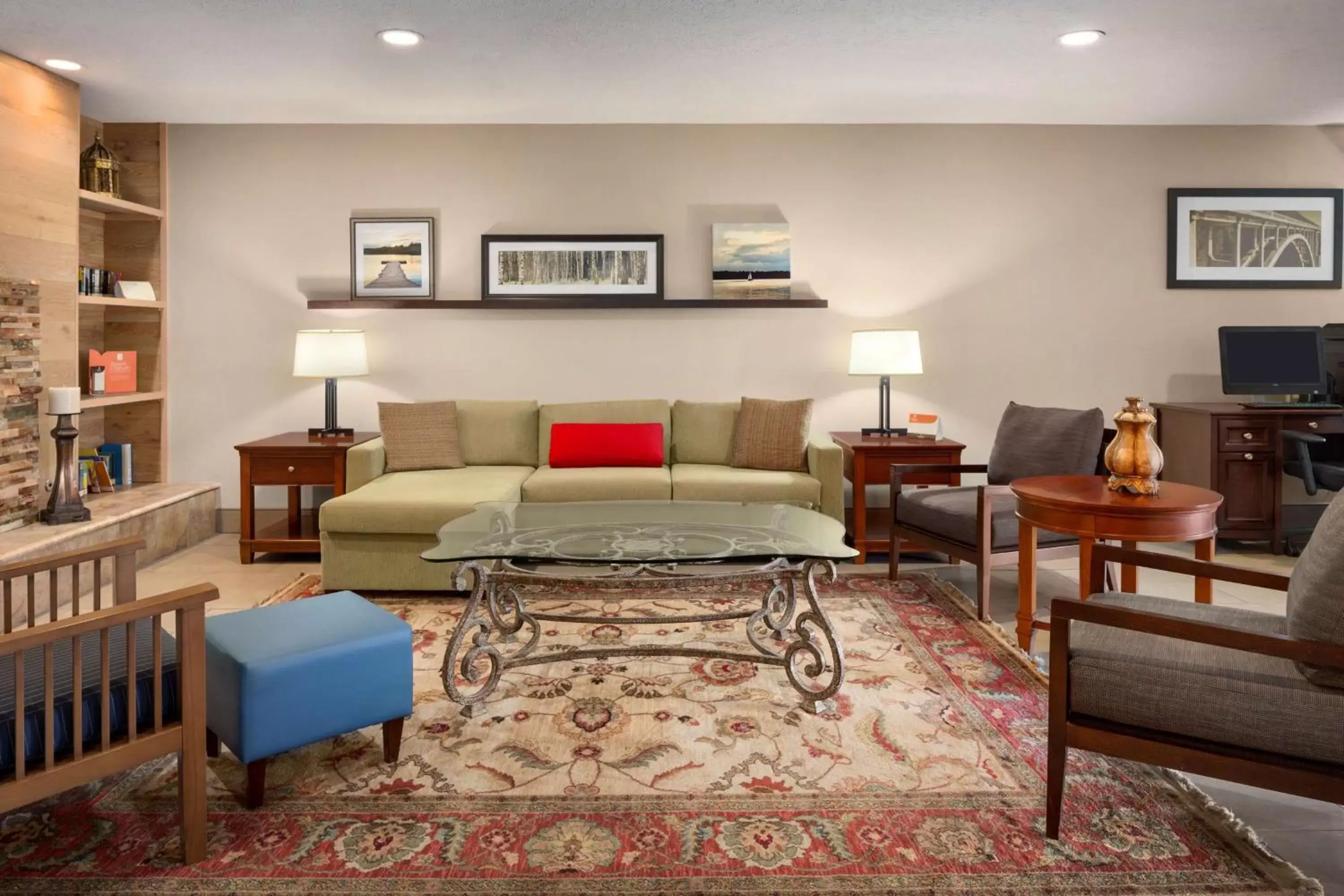 Lobby or reception, Seating Area in Country Inn & Suites by Radisson, Lexington, KY