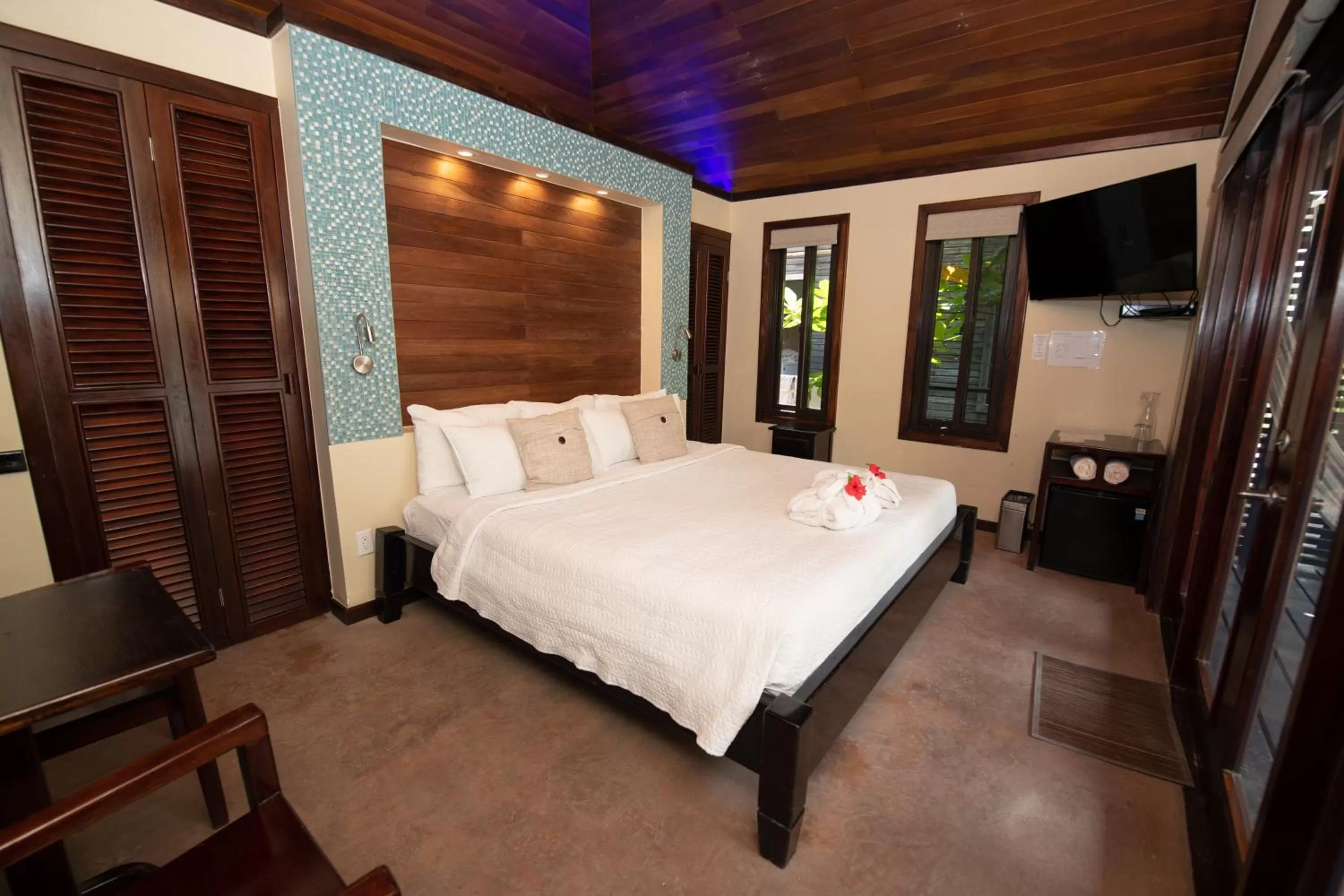 Bed in PUR Boutique Cabanas, Adults Only