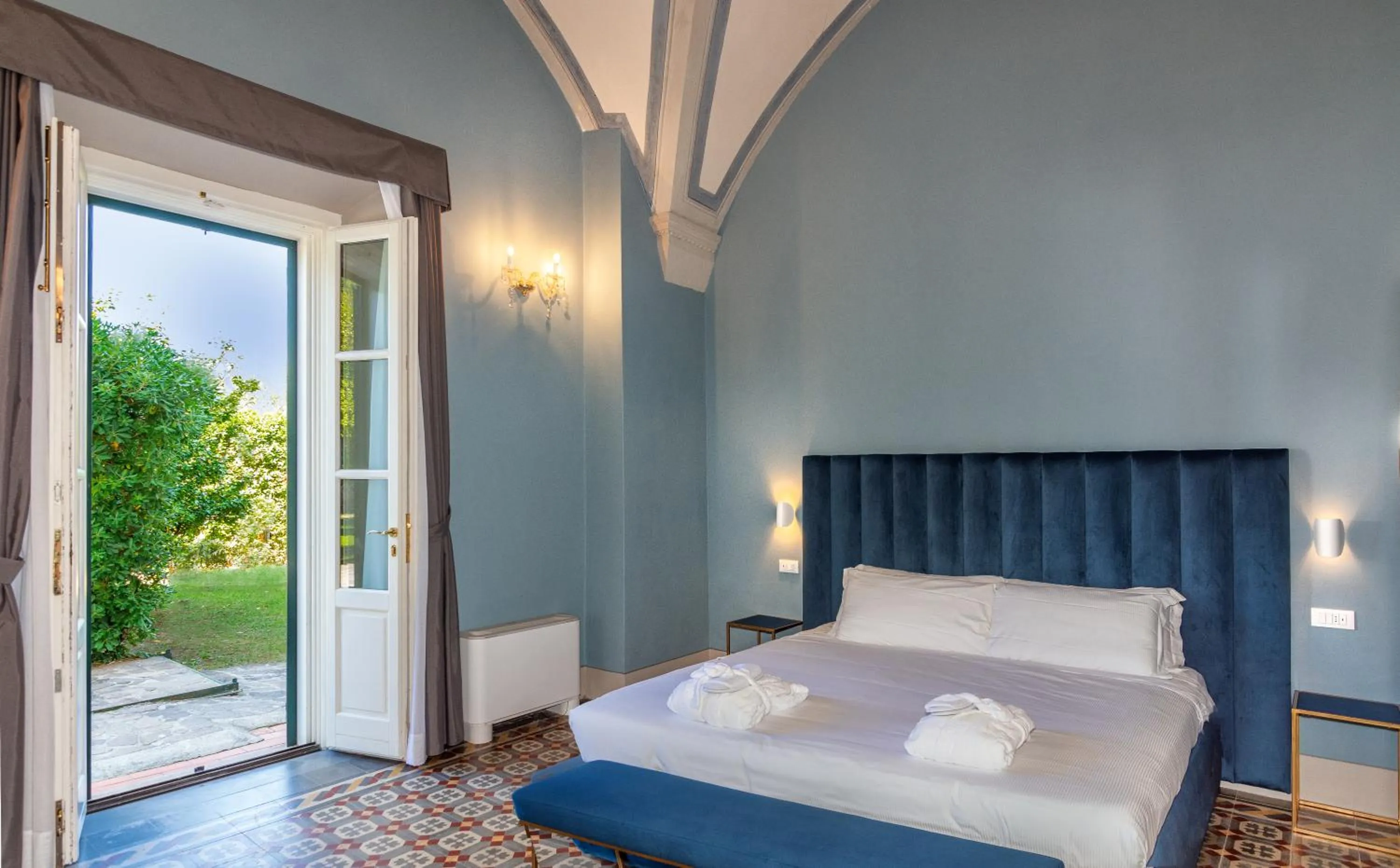 Bedroom, Bed in Hotel Villa San Michele