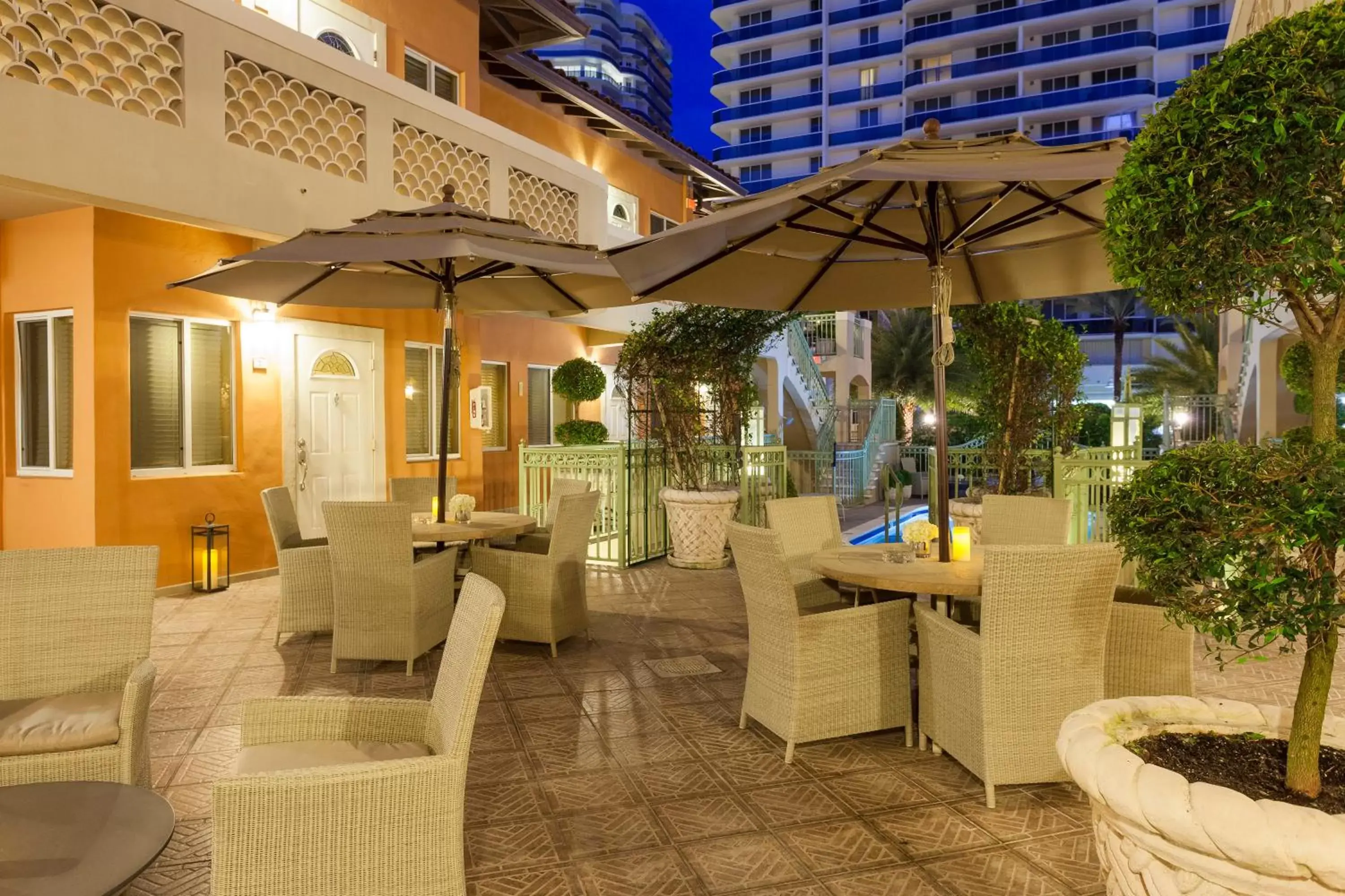 Balcony/Terrace, Lounge/Bar in Sun Harbour Boutique Hotel