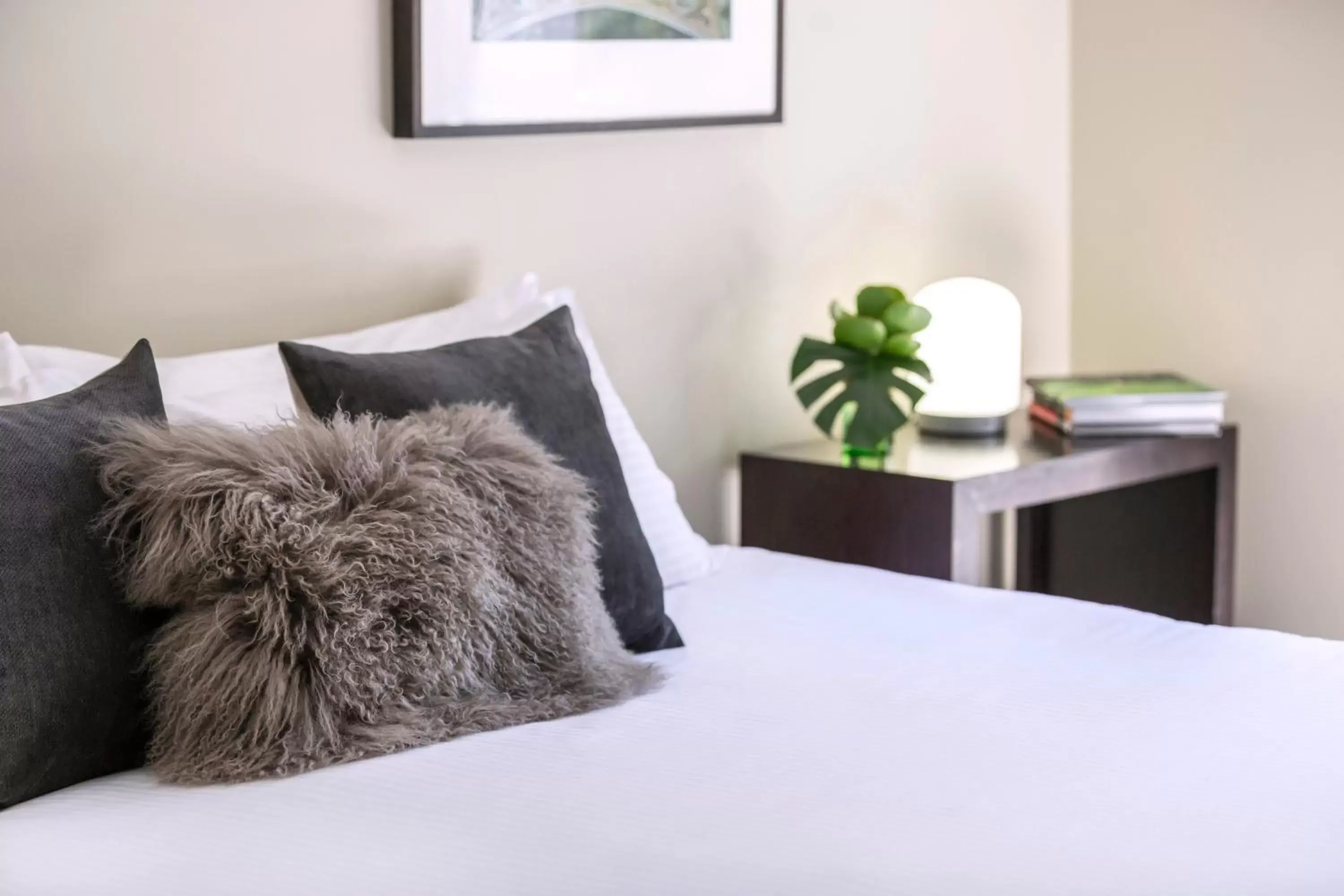 Bedroom, Bed in Lancemore Mansion Hotel Werribee Park Bedroom, Bed in Lancemore Mansion Hotel Werribee Park