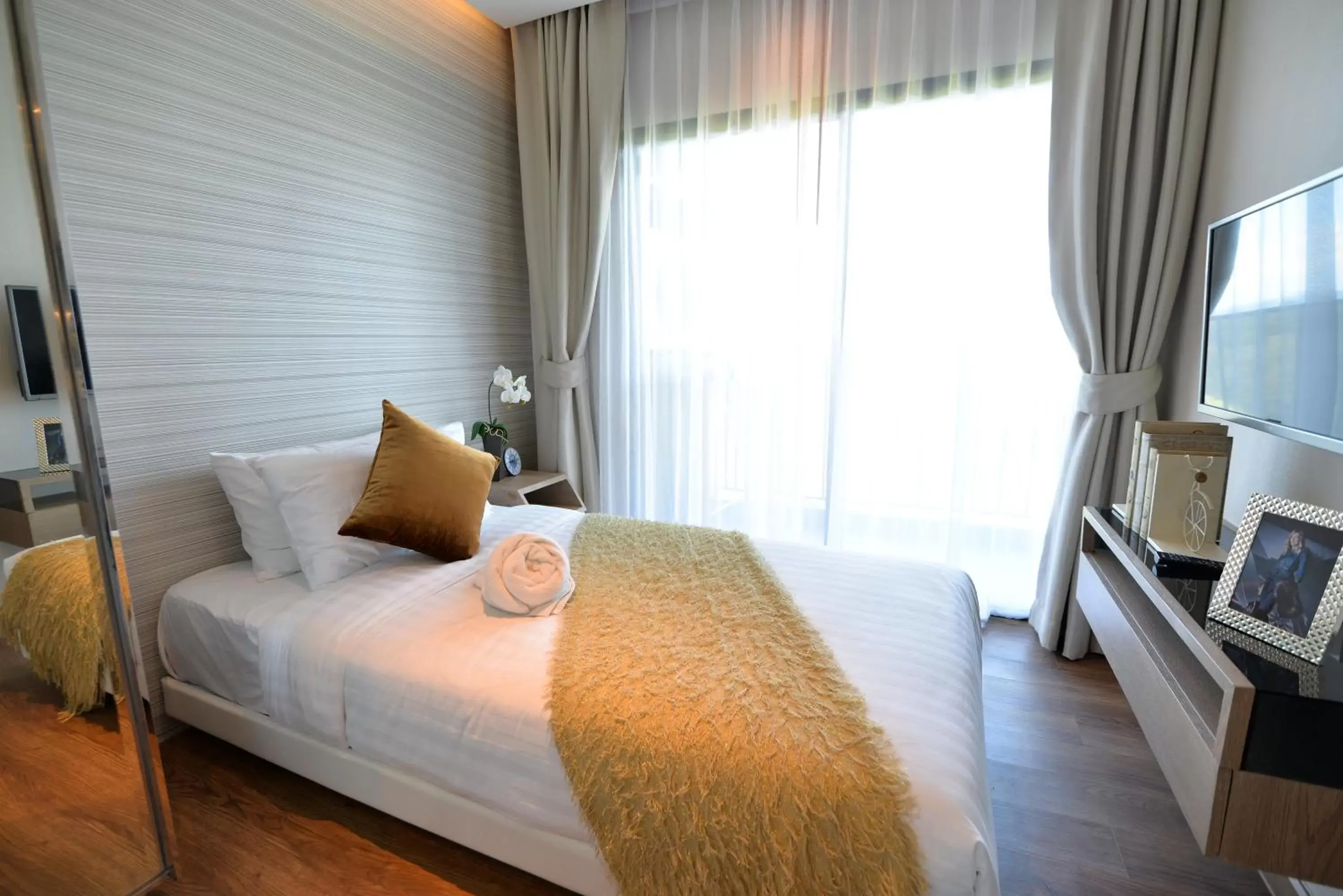 Bedroom, Bed in Phu Dahla Residences