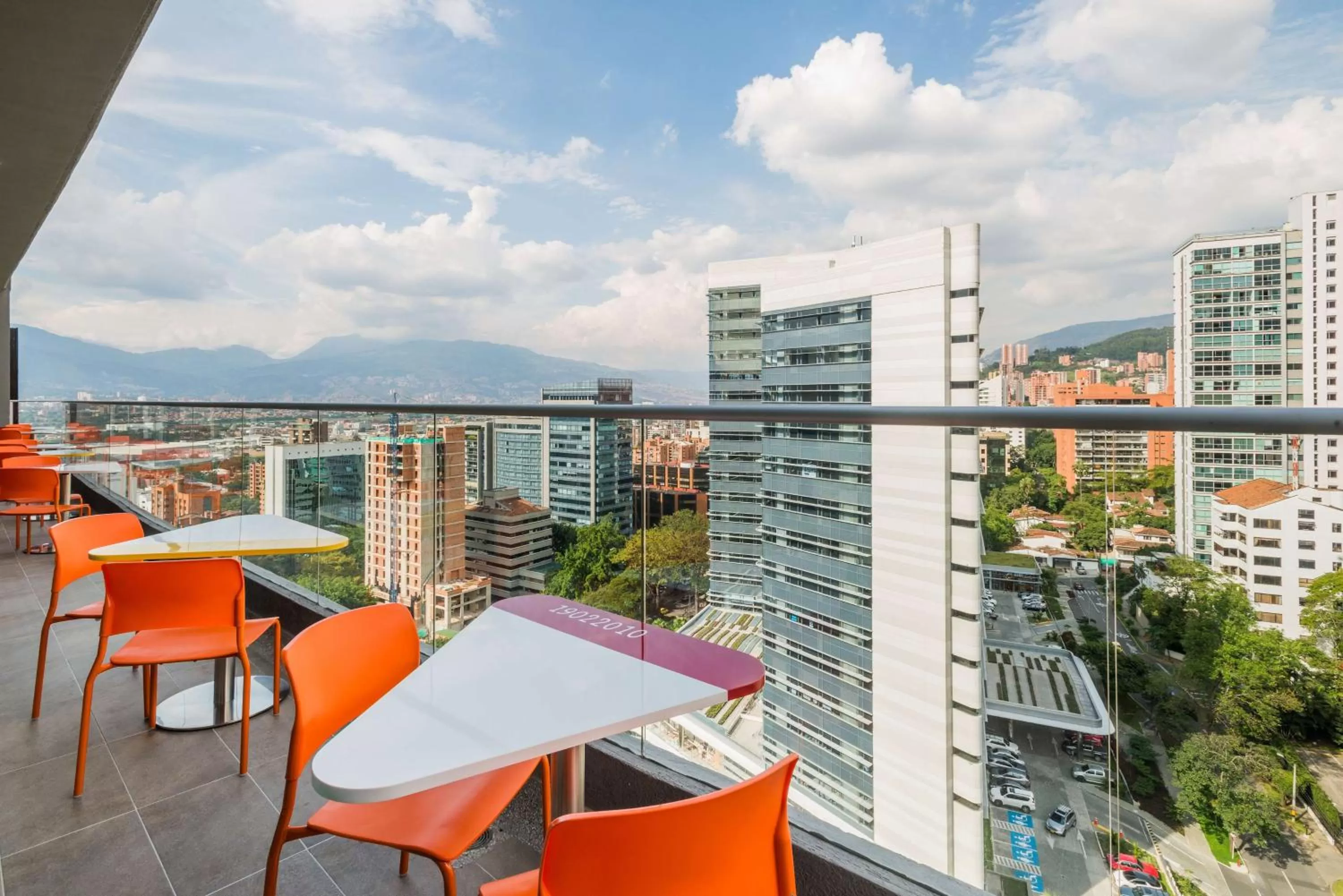 Patio in Hampton by Hilton Medellin