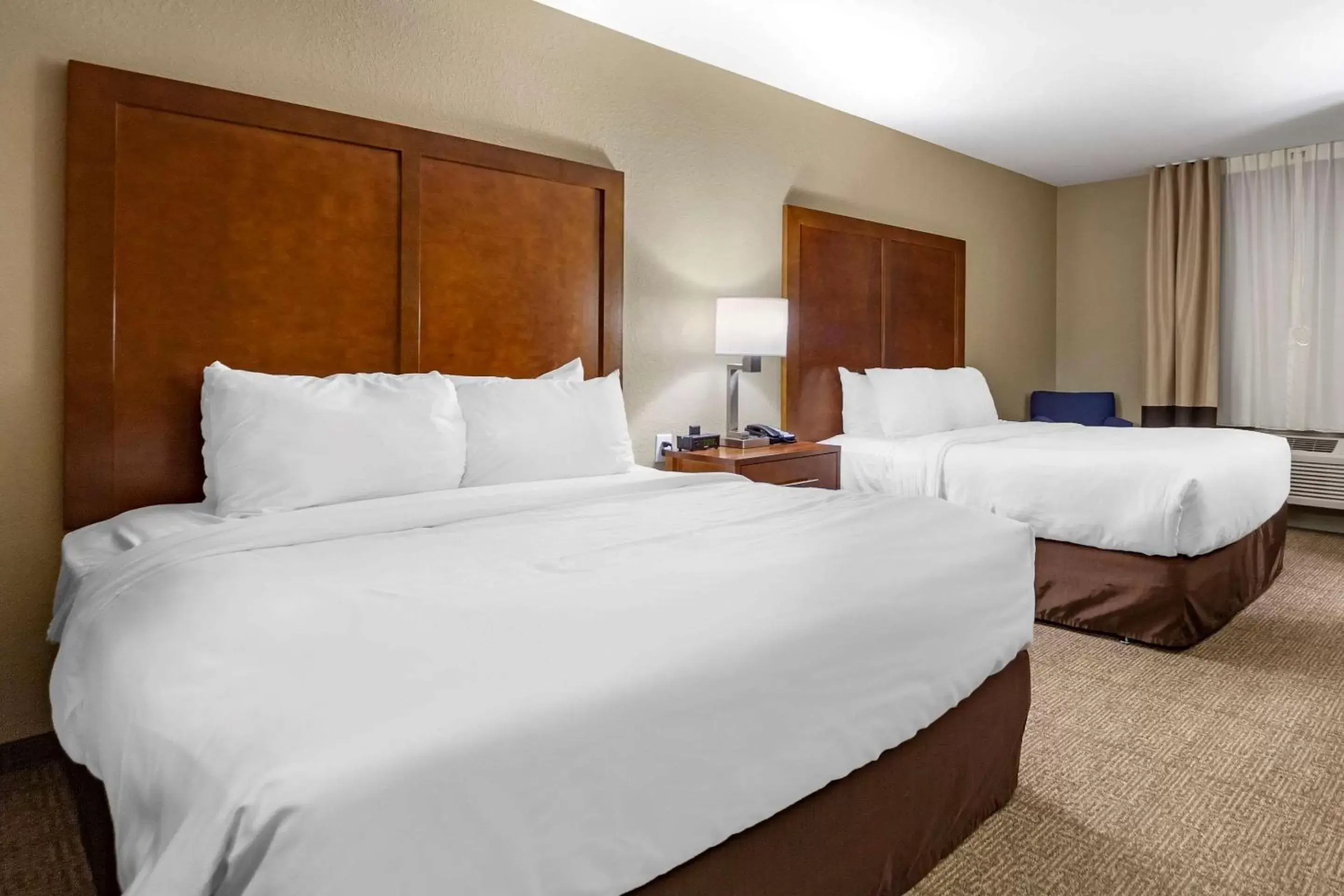 Photo of the whole room, Bed in Comfort Inn & Suites Sidney I-80