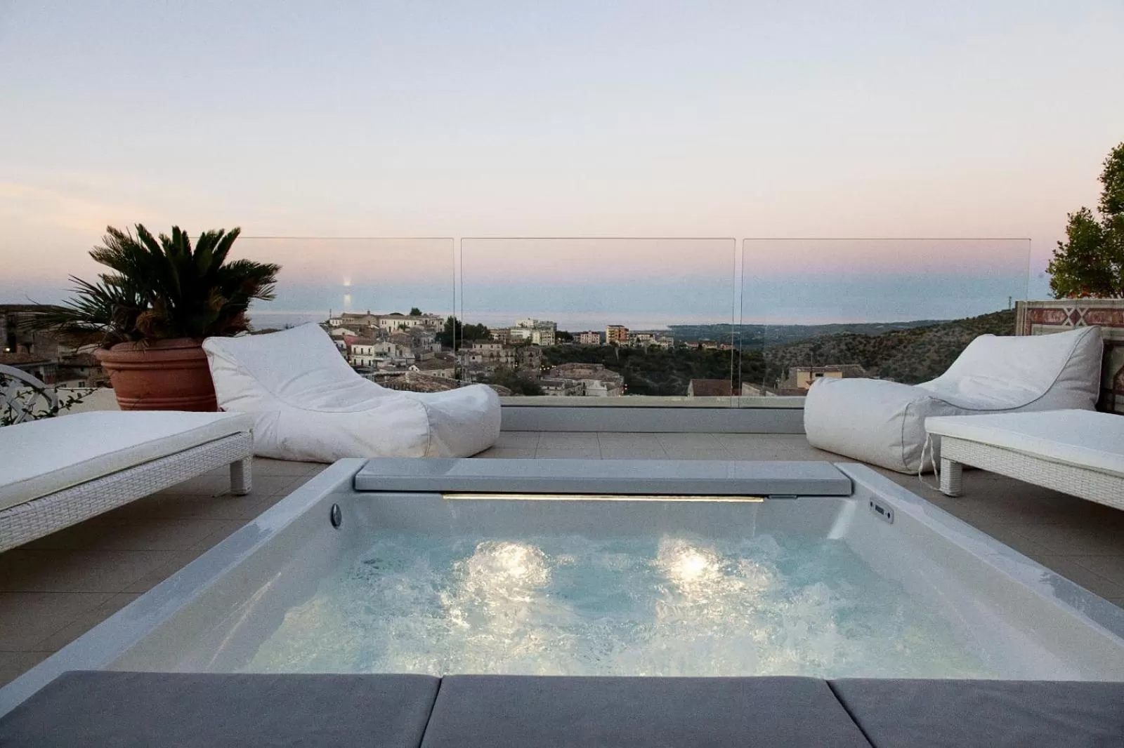 Swimming Pool in Palazzo Cherubini - Wellness e Spa