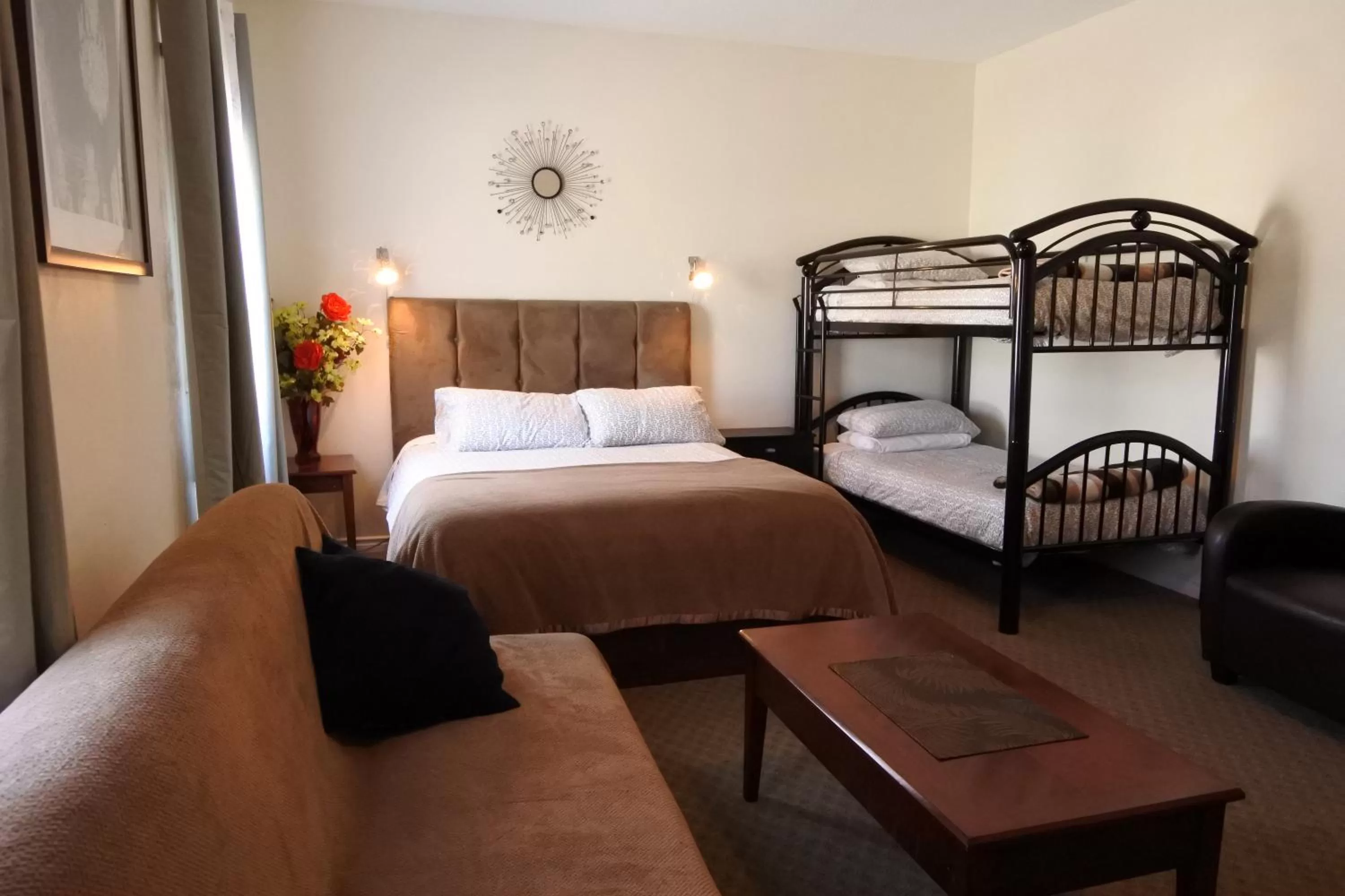 Seating area, Bed in Black Rooster Guesthouse