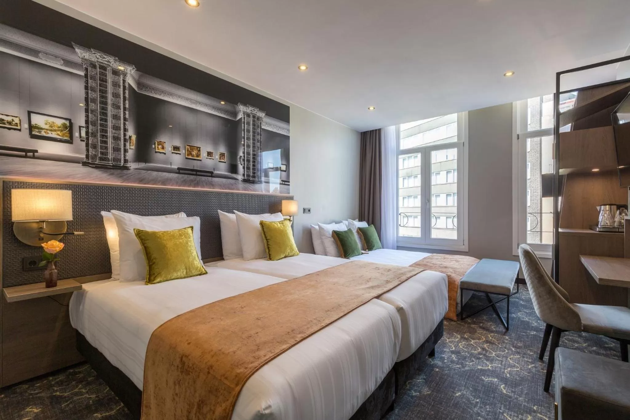 Photo of the whole room, Bed in Leonardo Boutique Museumhotel