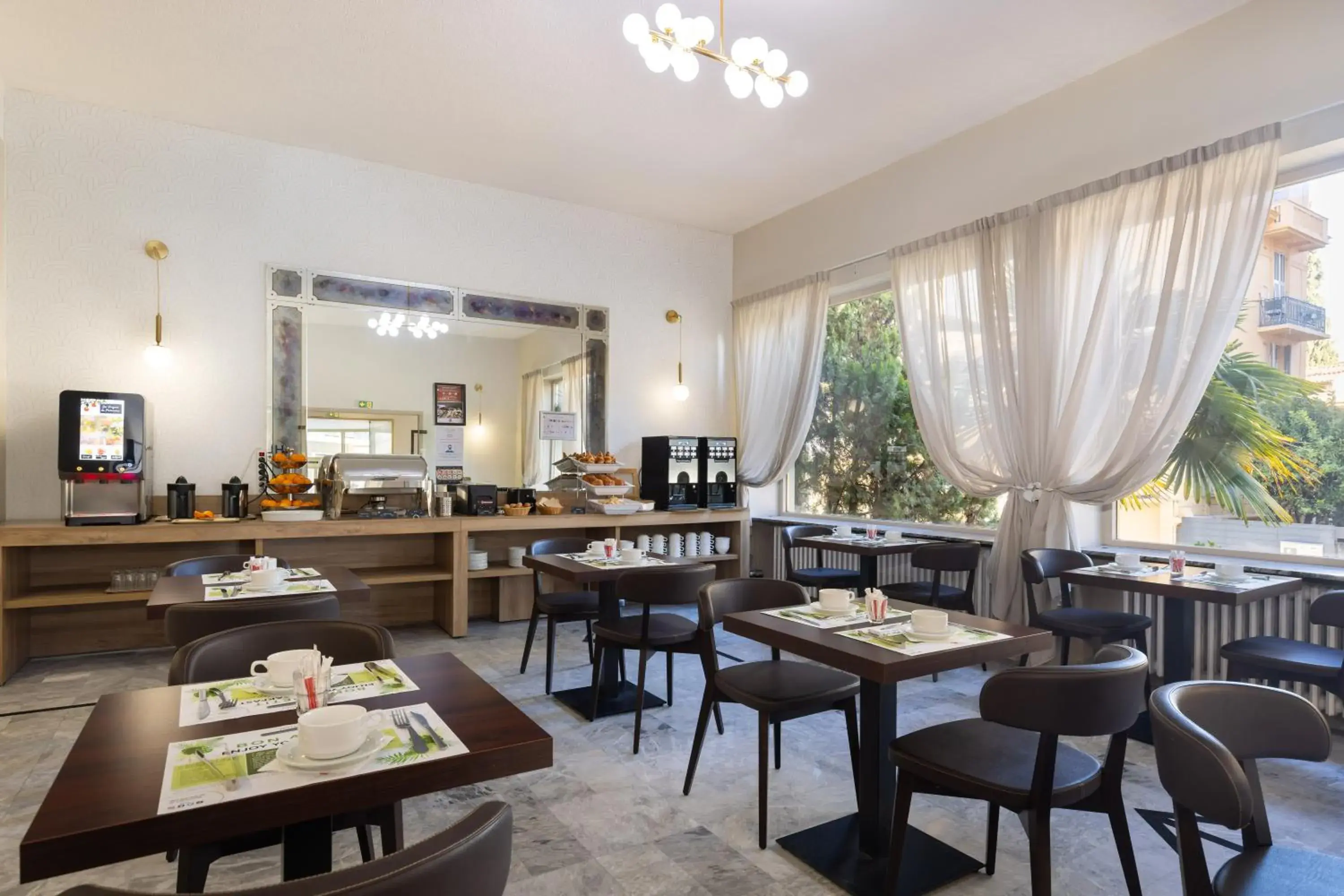 Breakfast, Restaurant/Places to Eat in Locarno