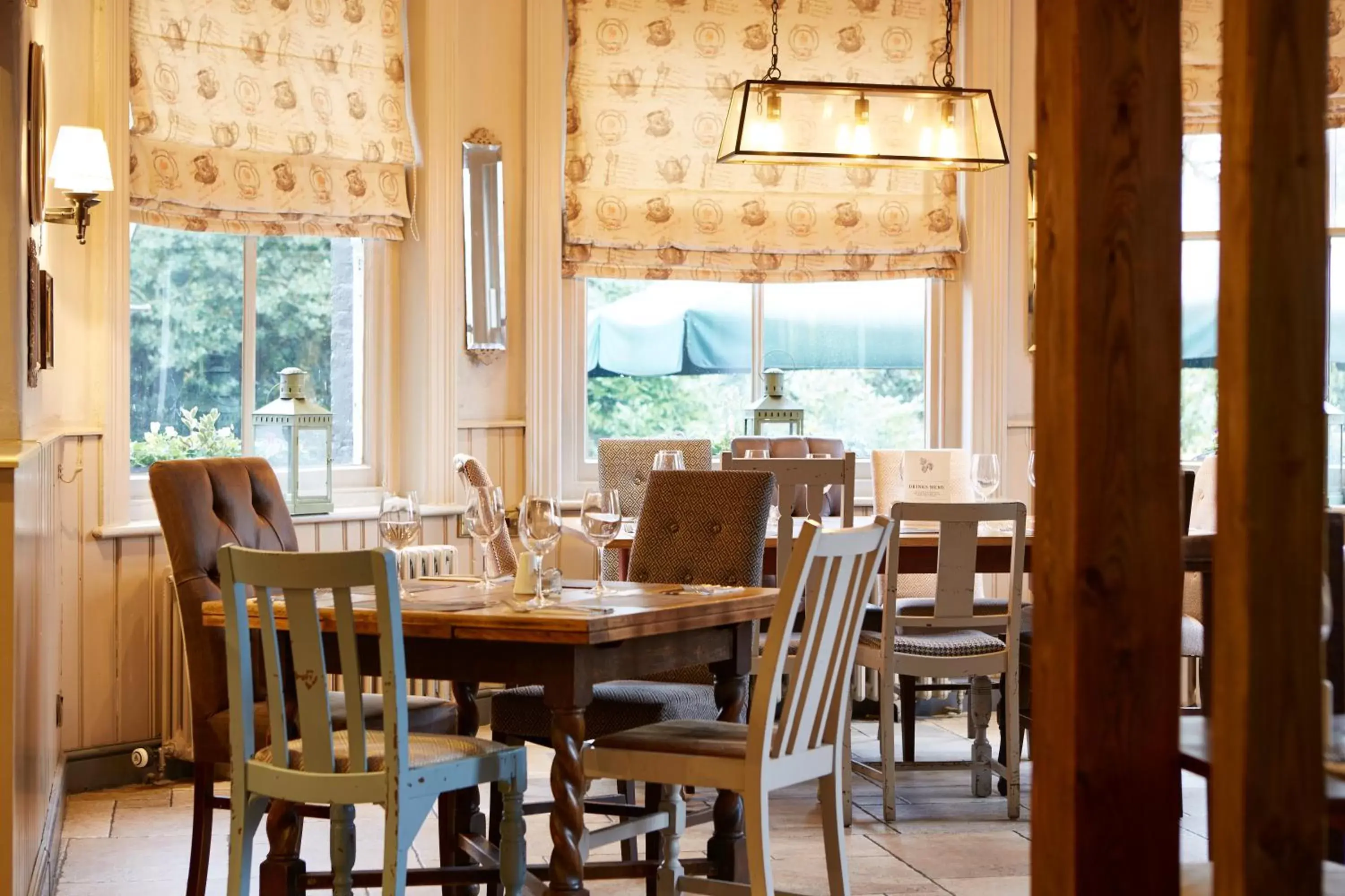 Restaurant/Places to Eat in Wheatsheaf Hotel by Chef & Brewer Collection