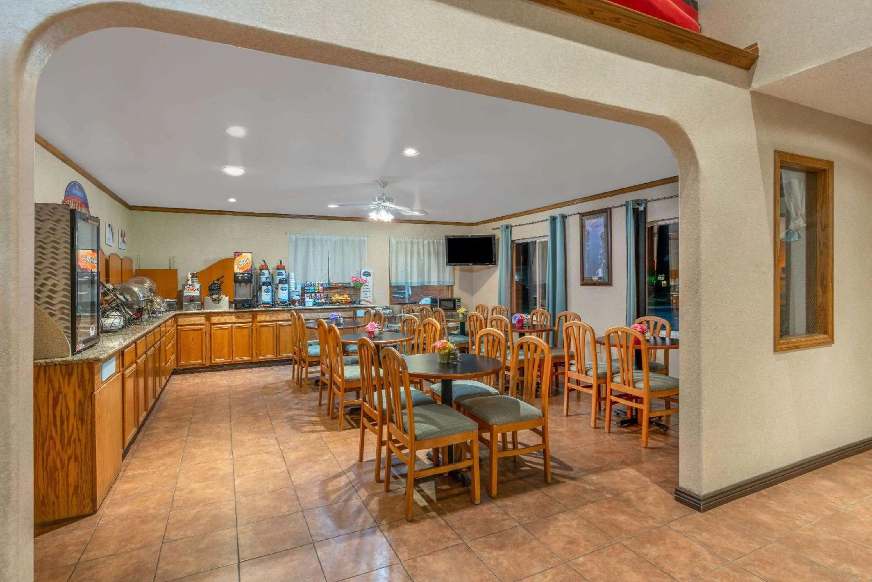 Breakfast in Baymont by Wyndham Salida