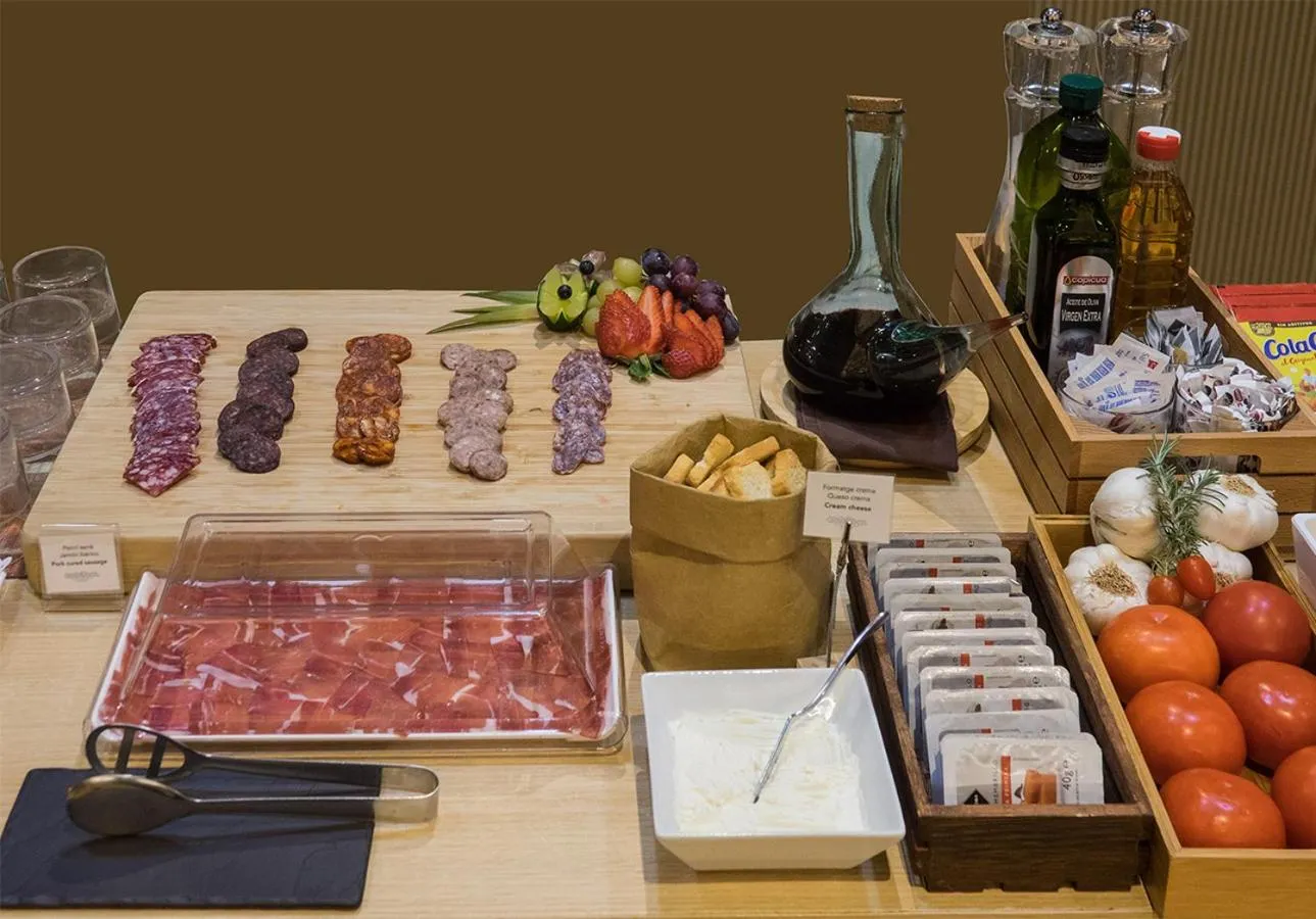 Breakfast in Hotel Àmbit Barcelona