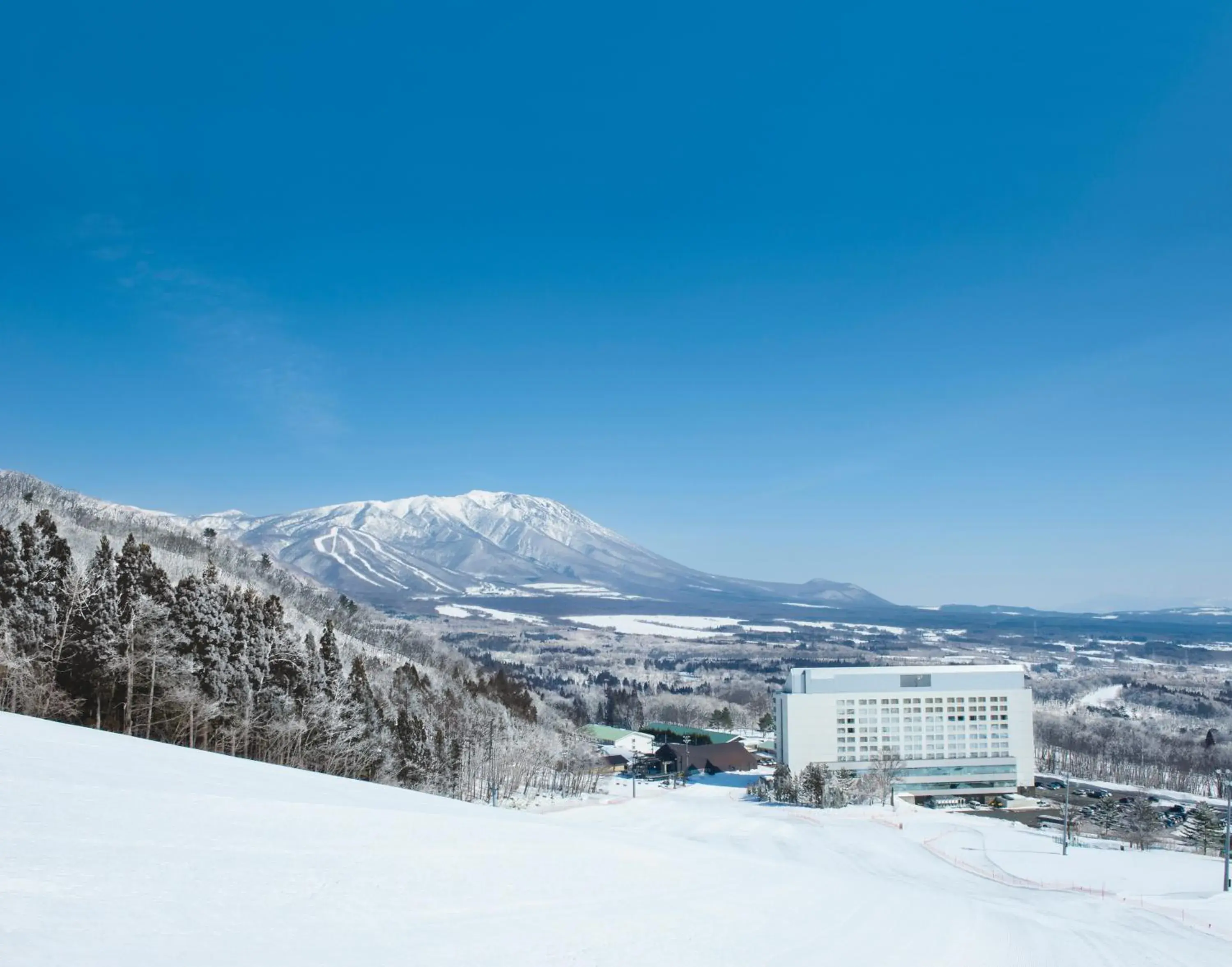 Neighbourhood, Winter in Shizukuishi Prince Hotel