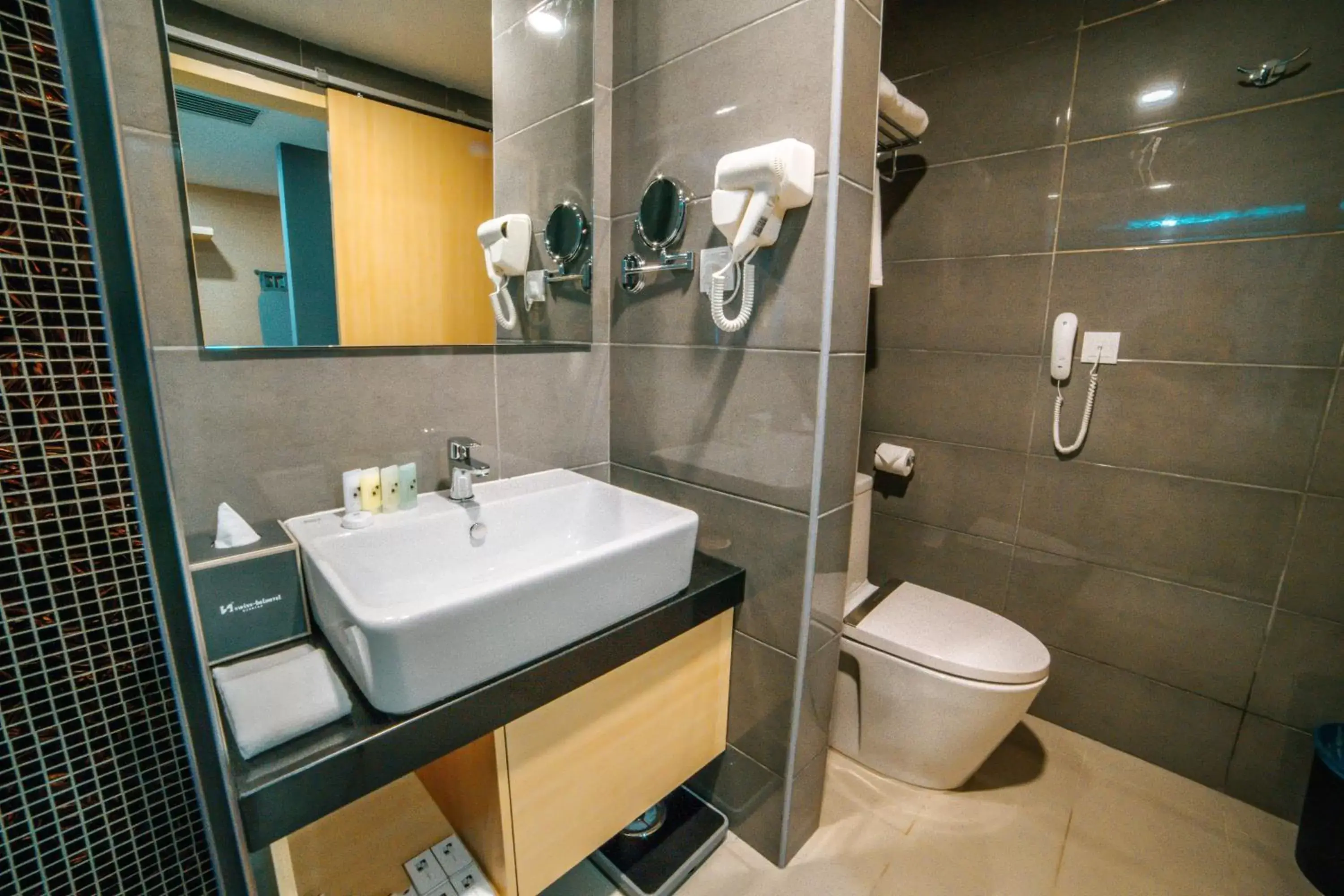 Shower, Bathroom in Swiss-Belhotel Kuantan