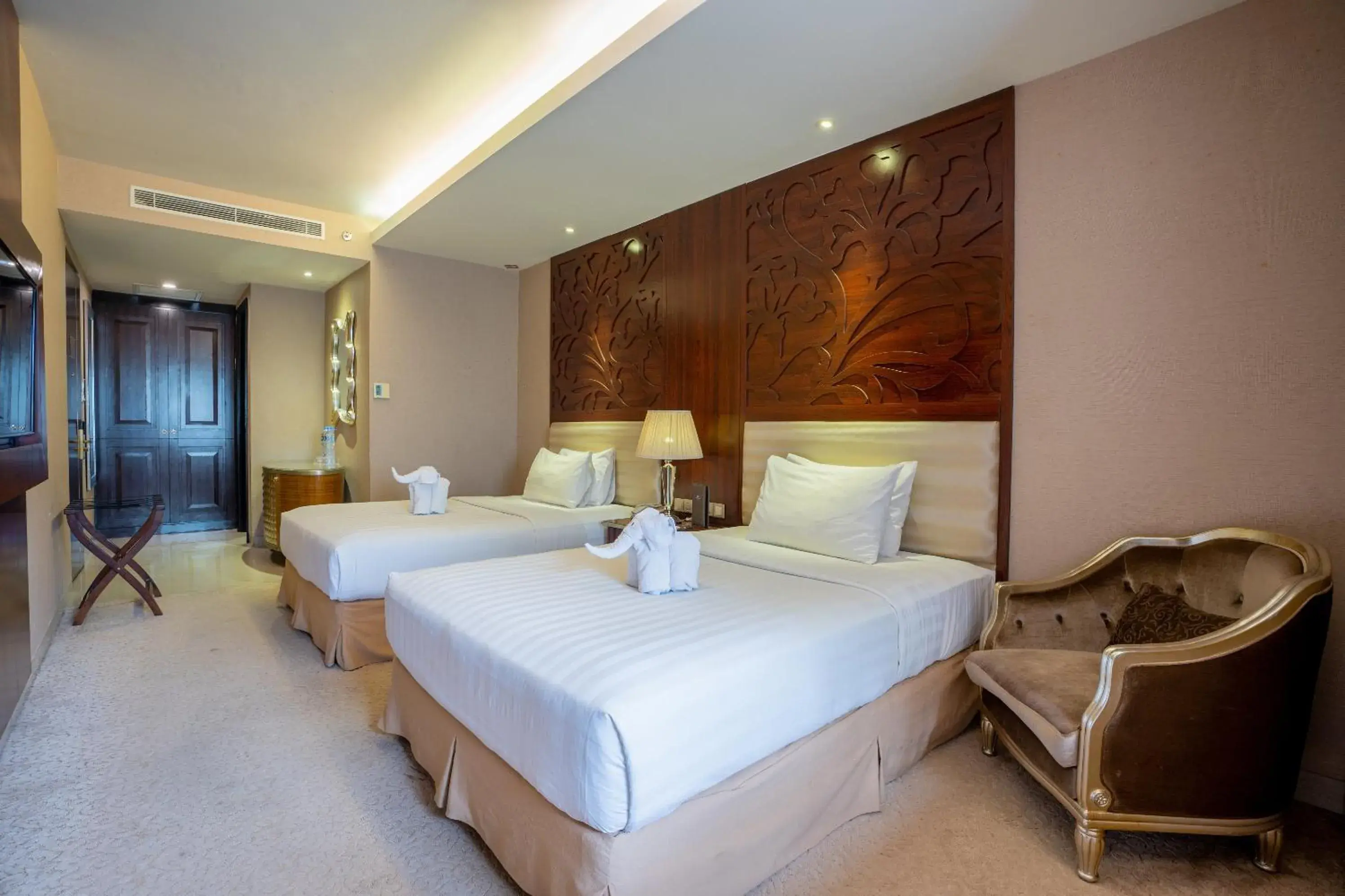 Bed in Belviu Hotel Bandung