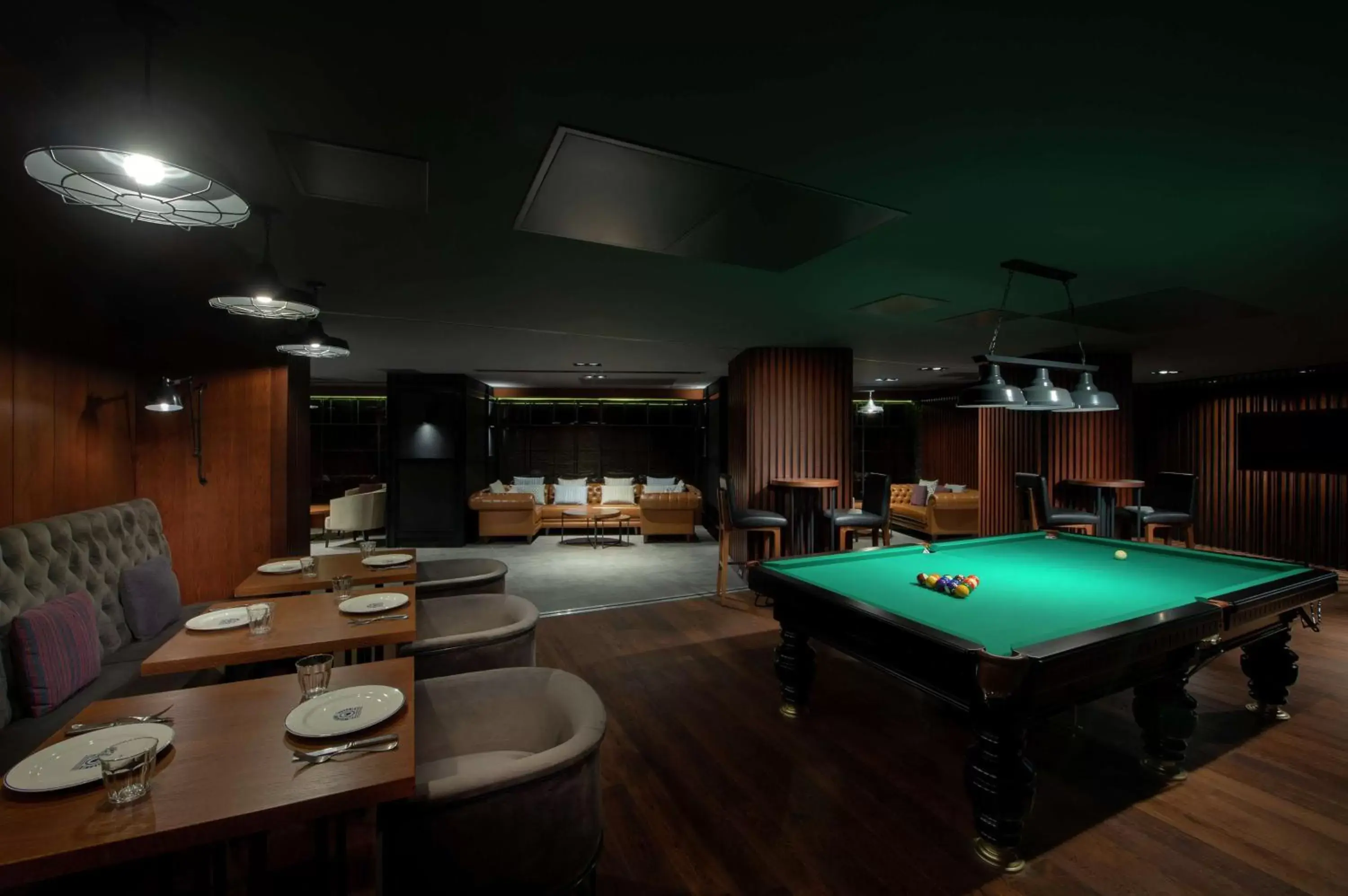 Lounge or bar, Billiards in Hilton Doha The Pearl