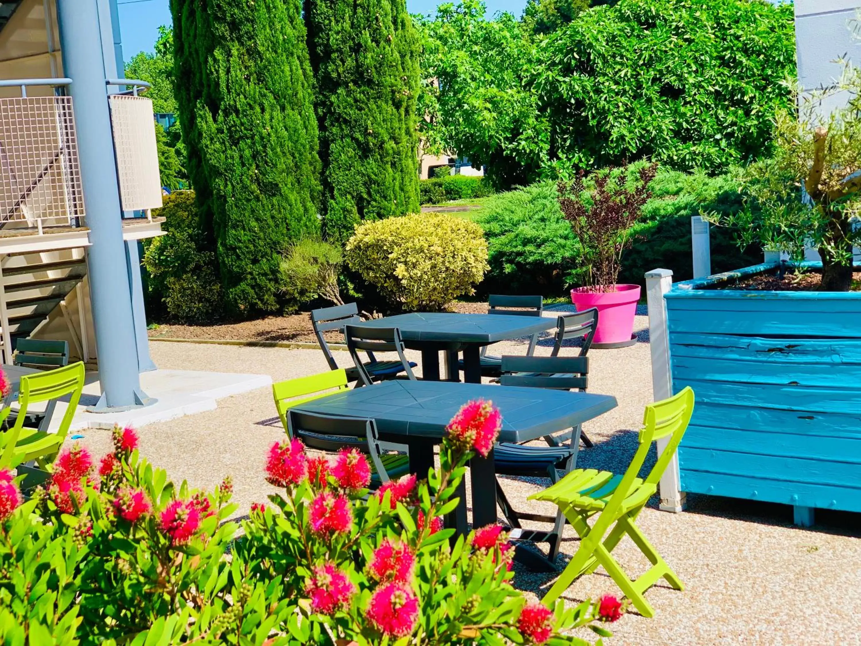 Patio in The Originals Access, Hôtel Innostar