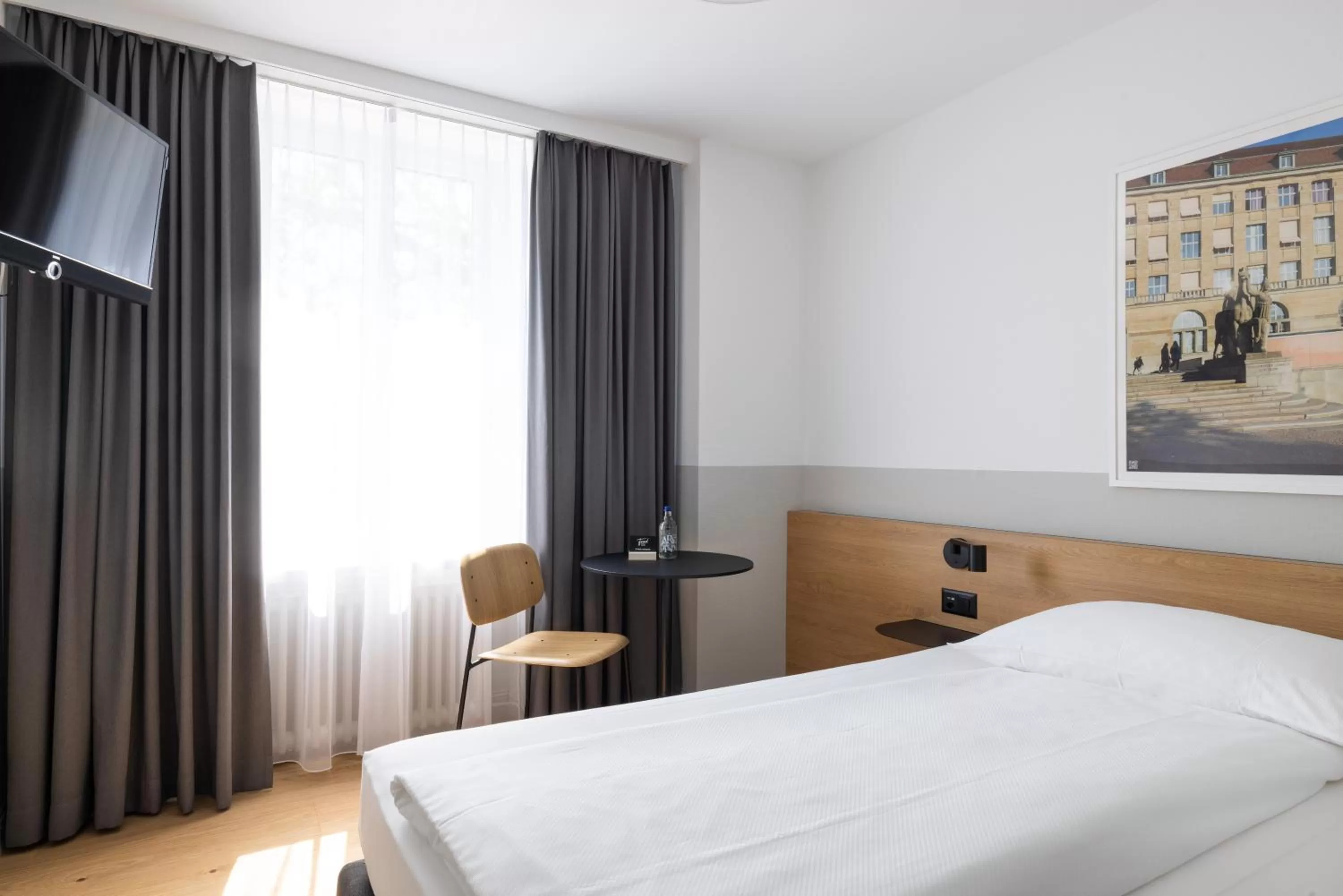 Bedroom, Bed in Fred Hotel Zürich Hauptbahnhof