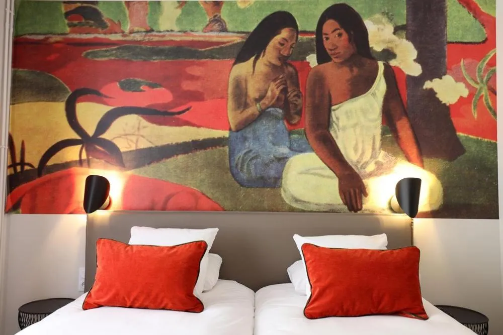 Bed in Hôtel la Capelle Millau