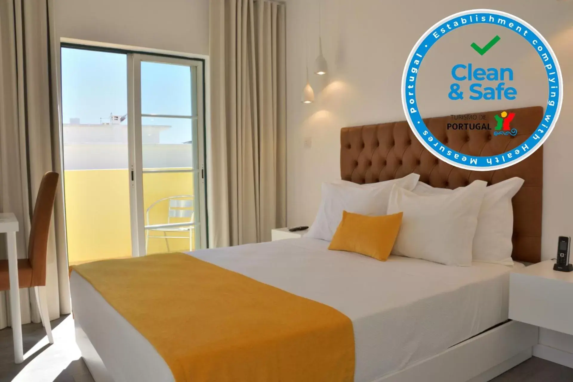 Bedroom, Bed in Hotel Sol Algarve by Kavia