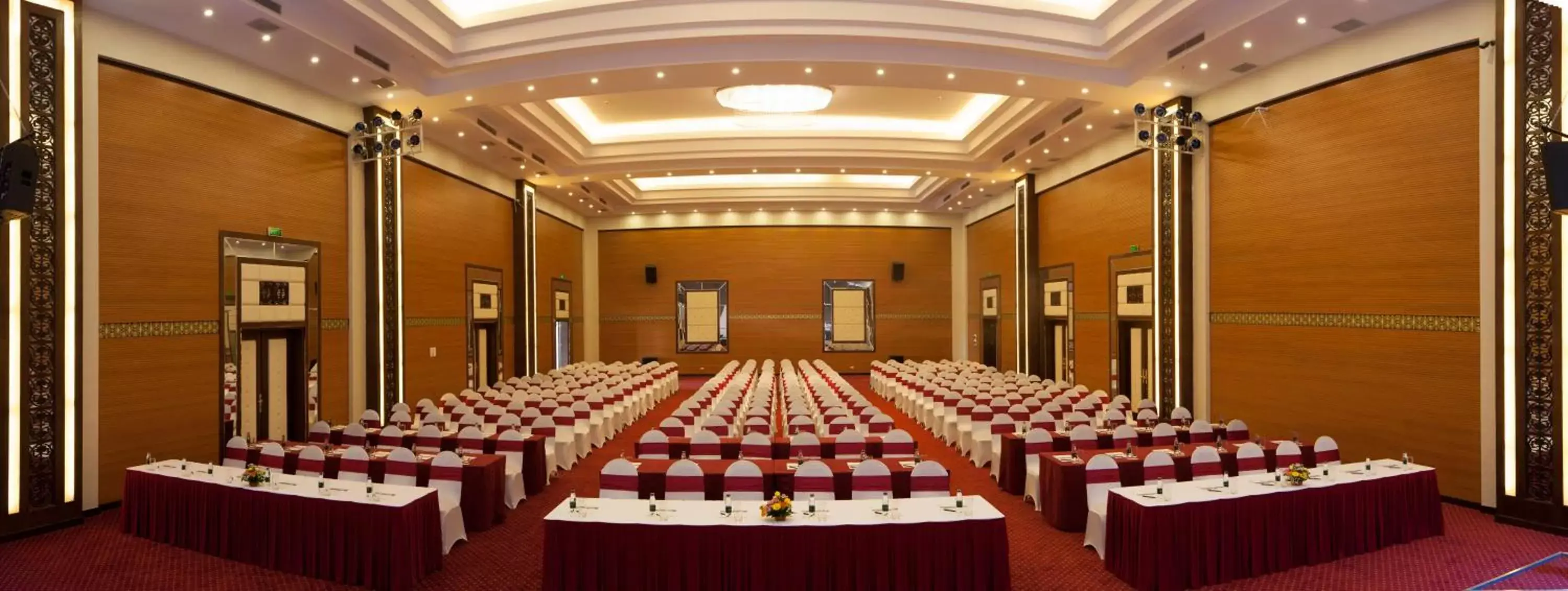 Banquet/Function facilities in Muong Thanh Holiday Hoi An Hotel