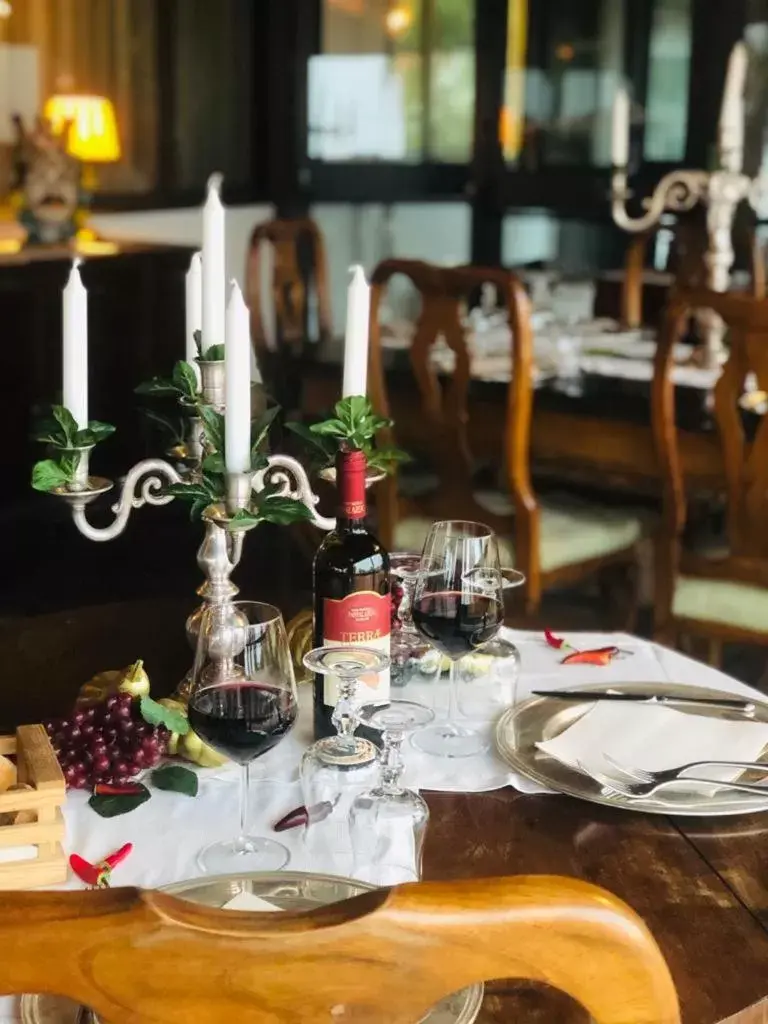 Dining area, Restaurant/Places to Eat in Villa Michelangelo